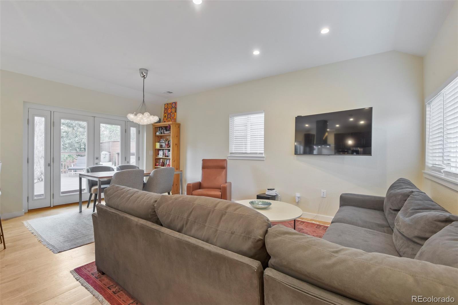 4th image of 2940 Ivanhoe St, Denver, CO 80207 | MLS# 3149055