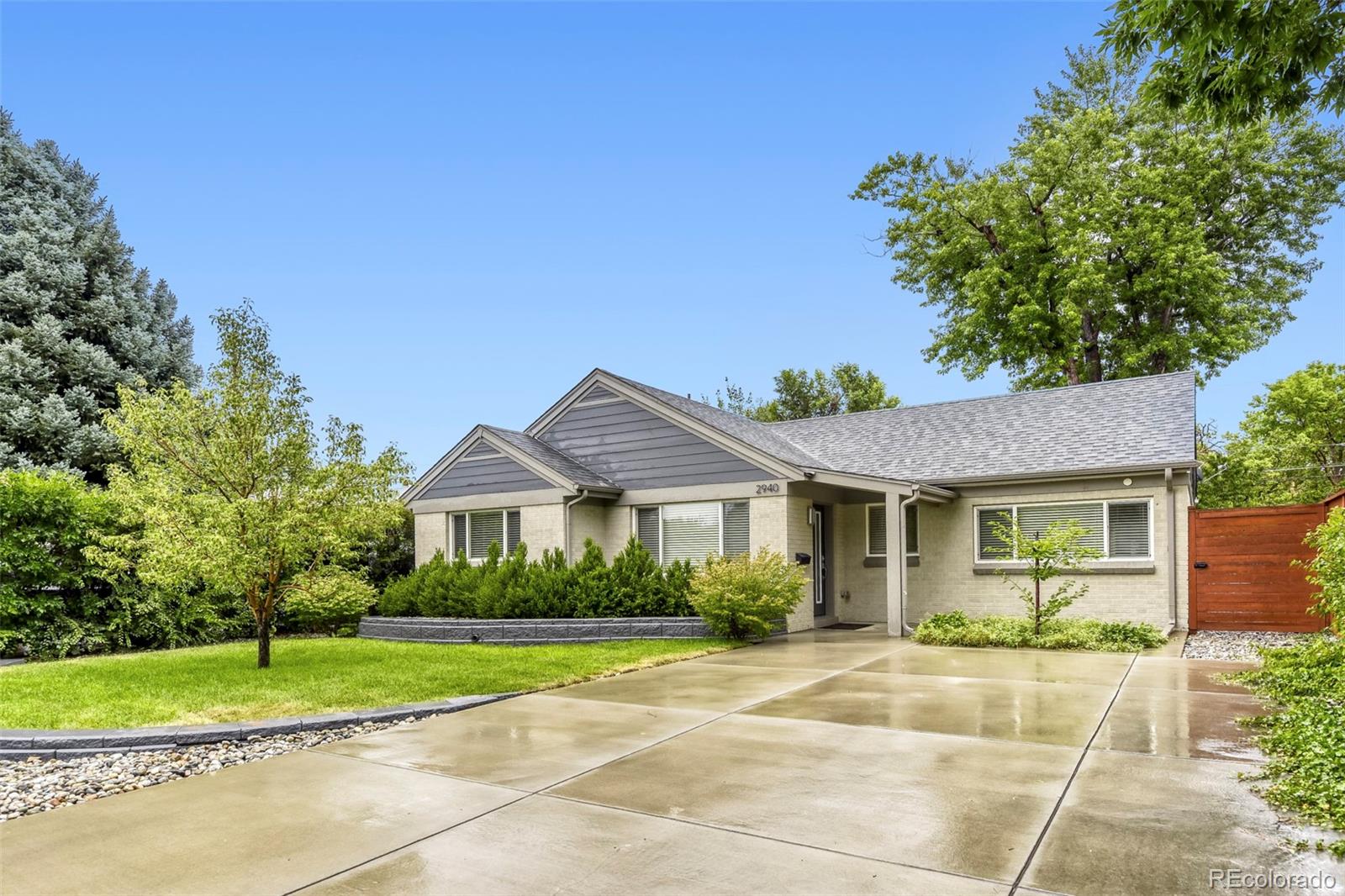 1st image of 2940 Ivanhoe St, Denver, CO 80207 | MLS# 3149055