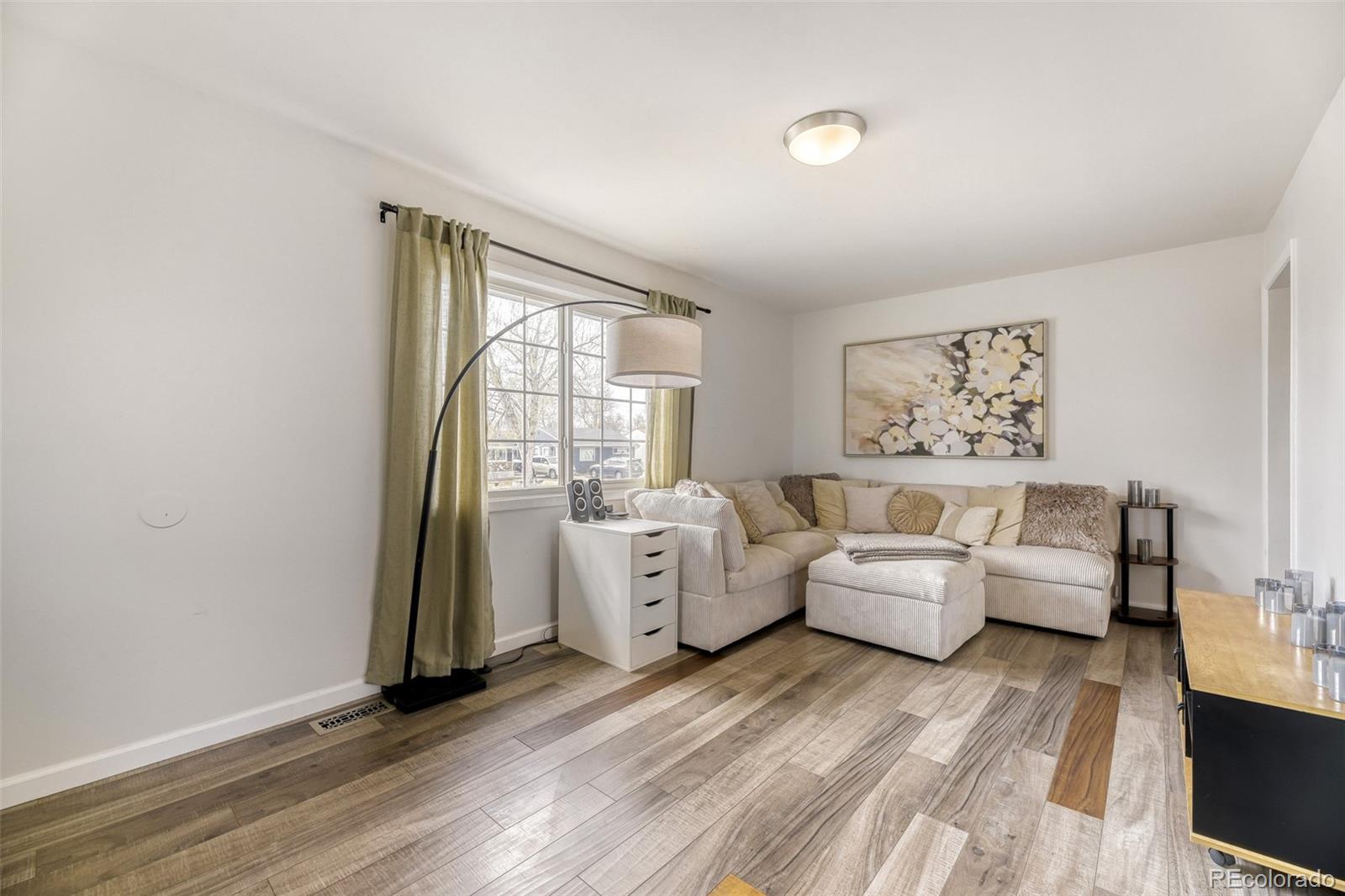 3rd image of 1880 S Shoshone S St, Denver, CO 80223 | MLS# 8292911