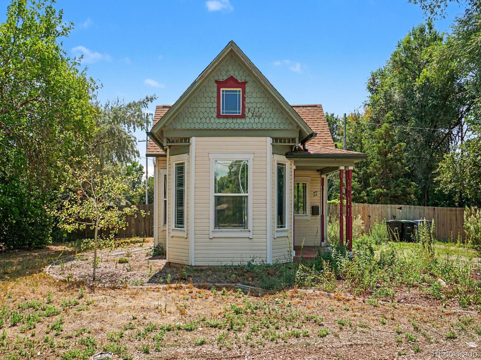 2nd image of 11 17th Ave, Longmont, CO 80501 | MLS# 8739411
