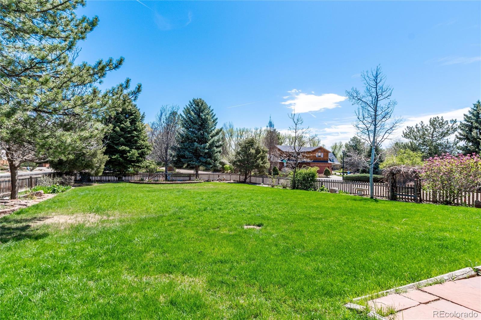 4th image of 2401 Spindrift Dr, Longmont, CO 80503 | MLS# 2859199