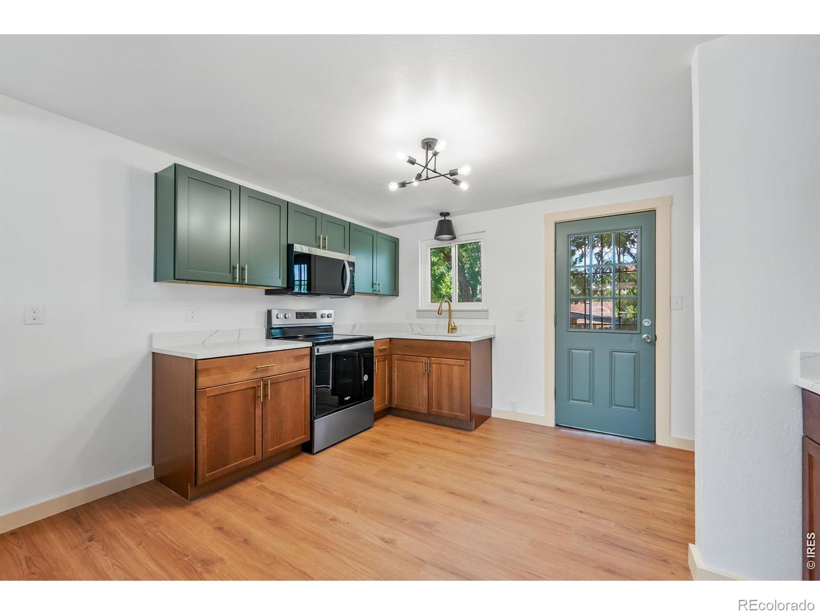 5th image of 1641-1643 Lashley St, Longmont, CO 80504 | MLS# IR1065702