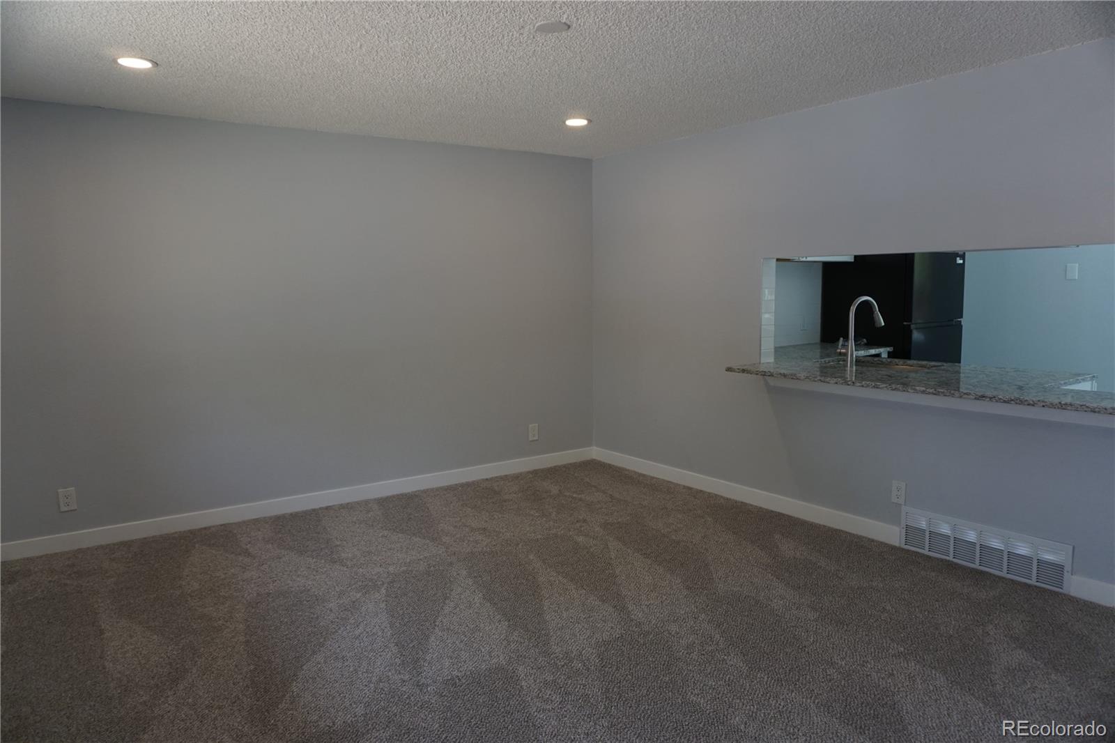 3rd image of 5527 Chandler Ct, Denver, CO 80239 | MLS# 4818142