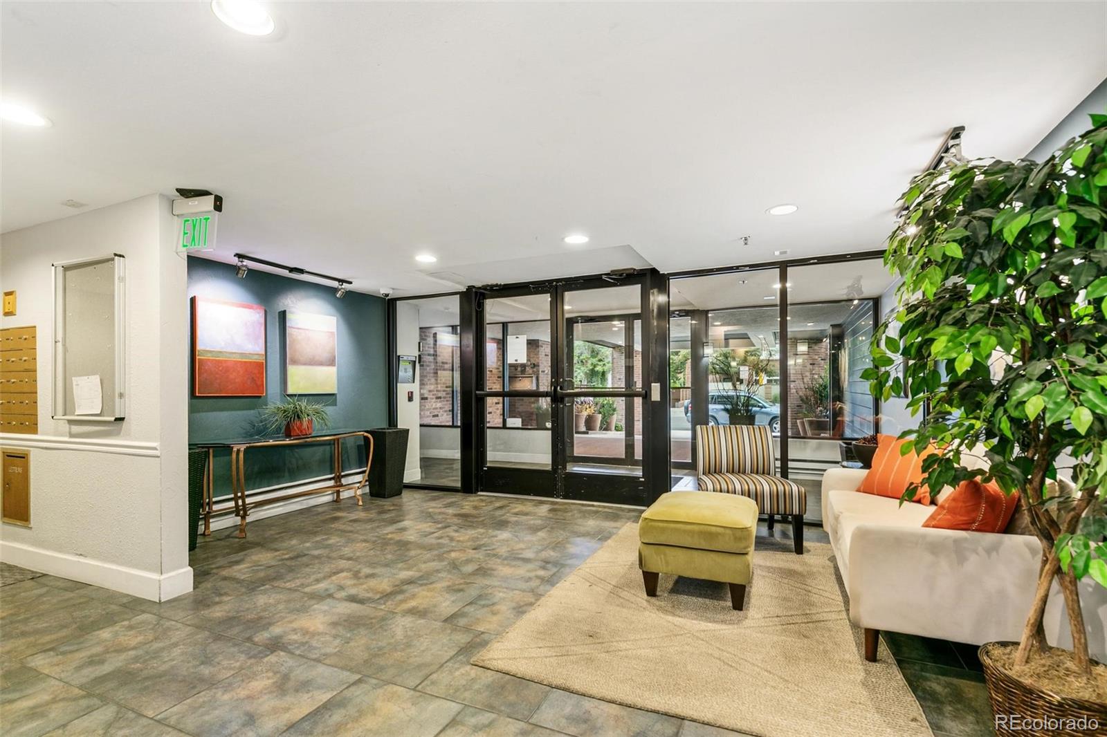3rd image of 350 Detroit St #403, Denver, CO 80206 | MLS# 6095118