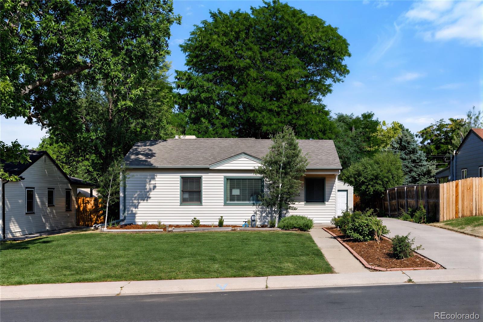 1st image of 3412 S Elm St, Denver, CO 80222 | MLS# 4507031