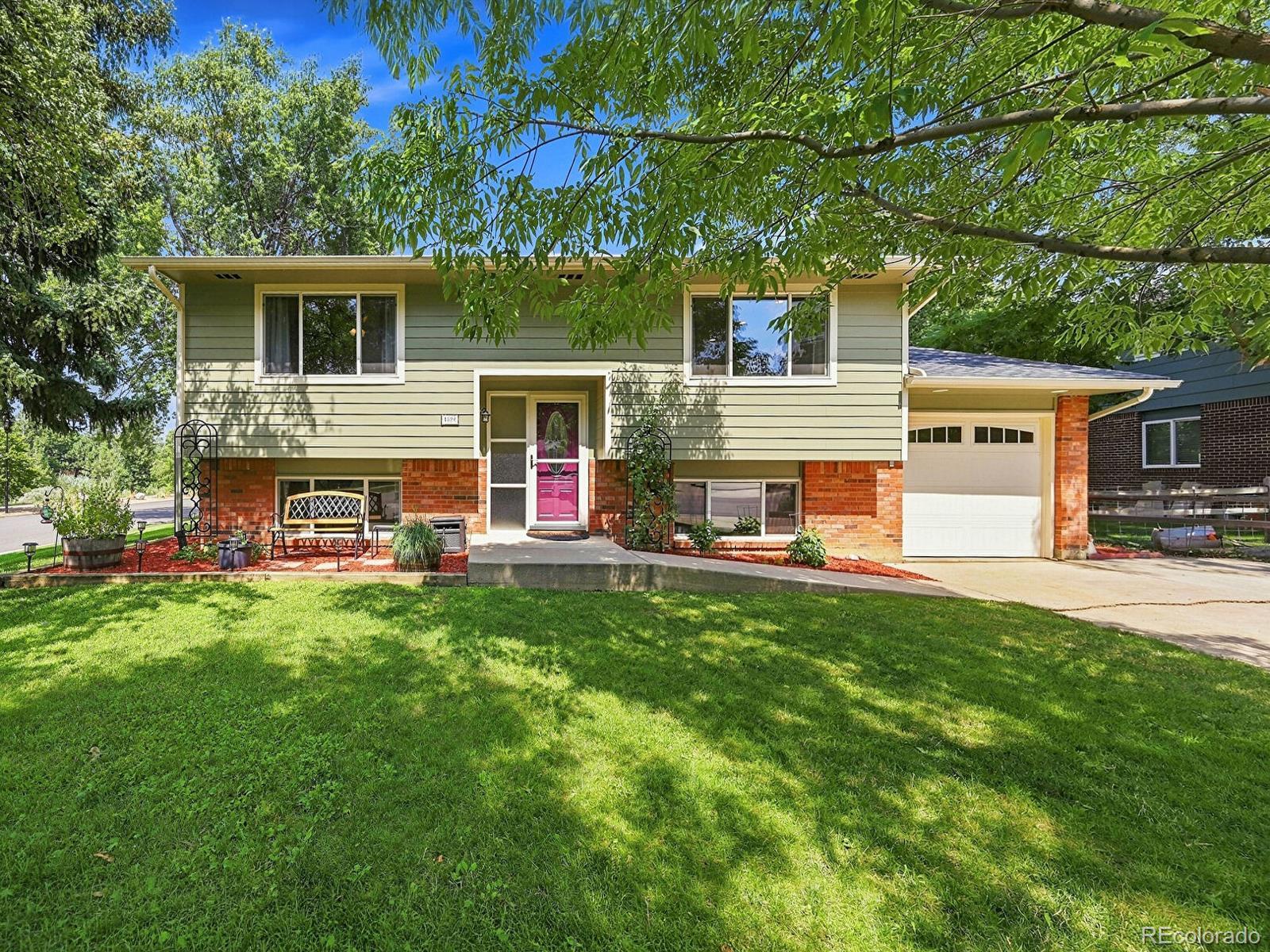 1st image of 1524 Chapman Ln, Longmont, CO 80501 | MLS# 4925078