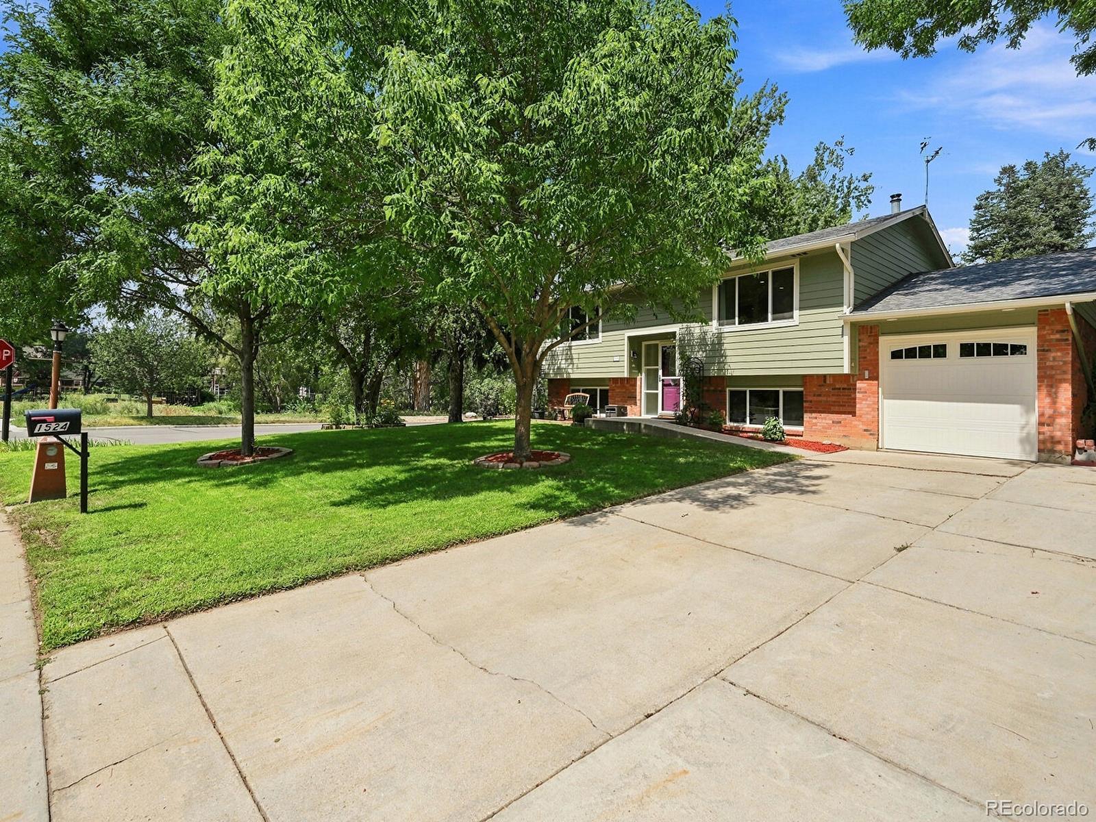 3rd image of 1524 Chapman Ln, Longmont, CO 80501 | MLS# 4925078