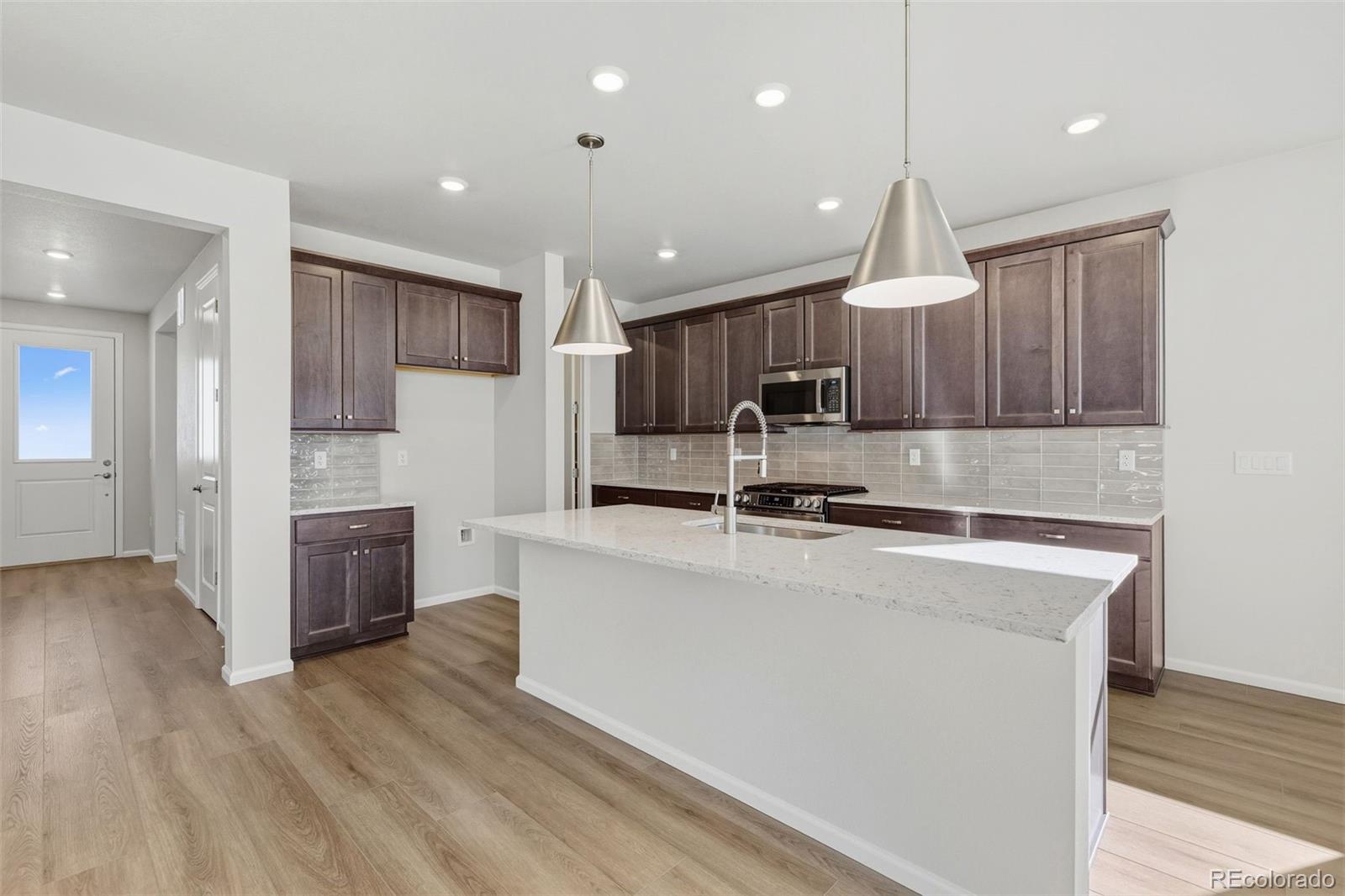3rd image of 15277 Poplar St, Thornton, CO 80602 | MLS# 2193453