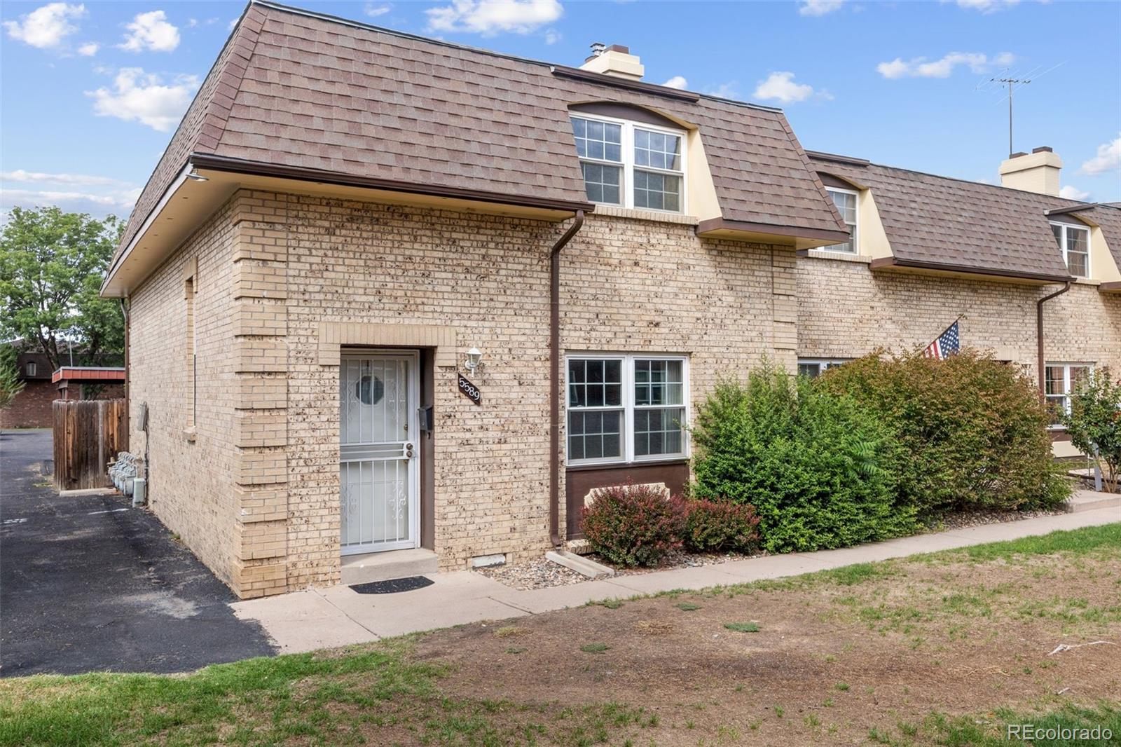 2nd image of 5589 S Lowell Blvd, Littleton, CO 80123 | MLS# 4602403