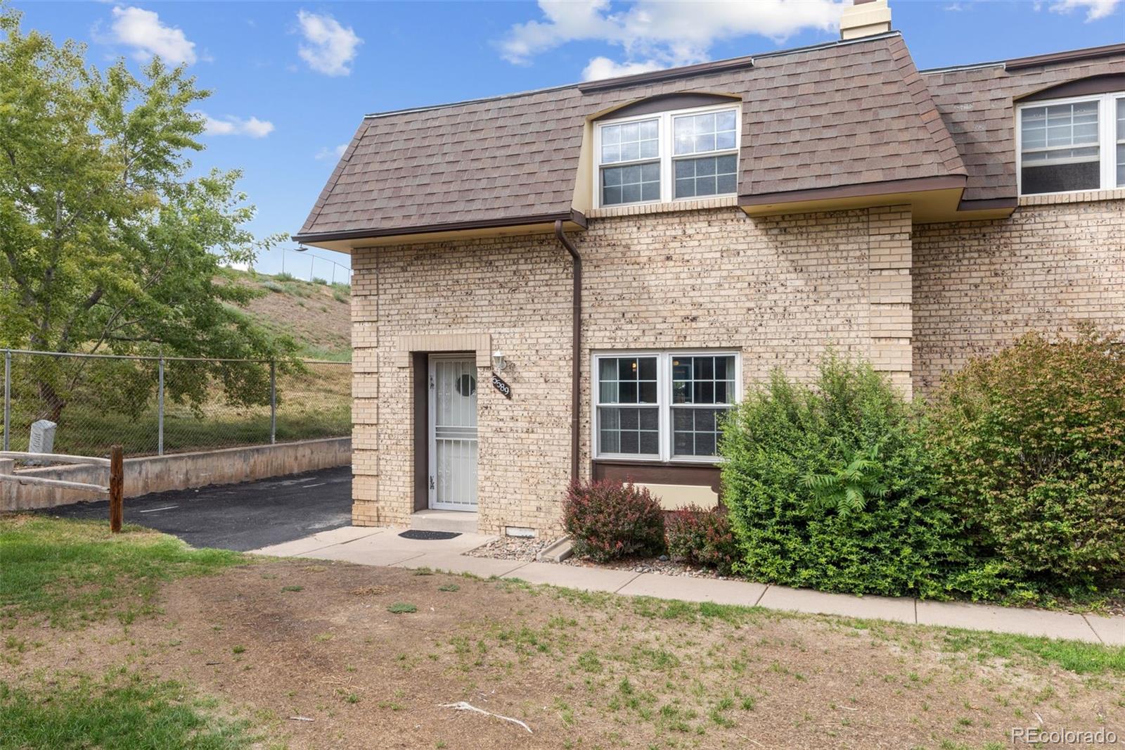3rd image of 5589 S Lowell Blvd, Littleton, CO 80123 | MLS# 4602403