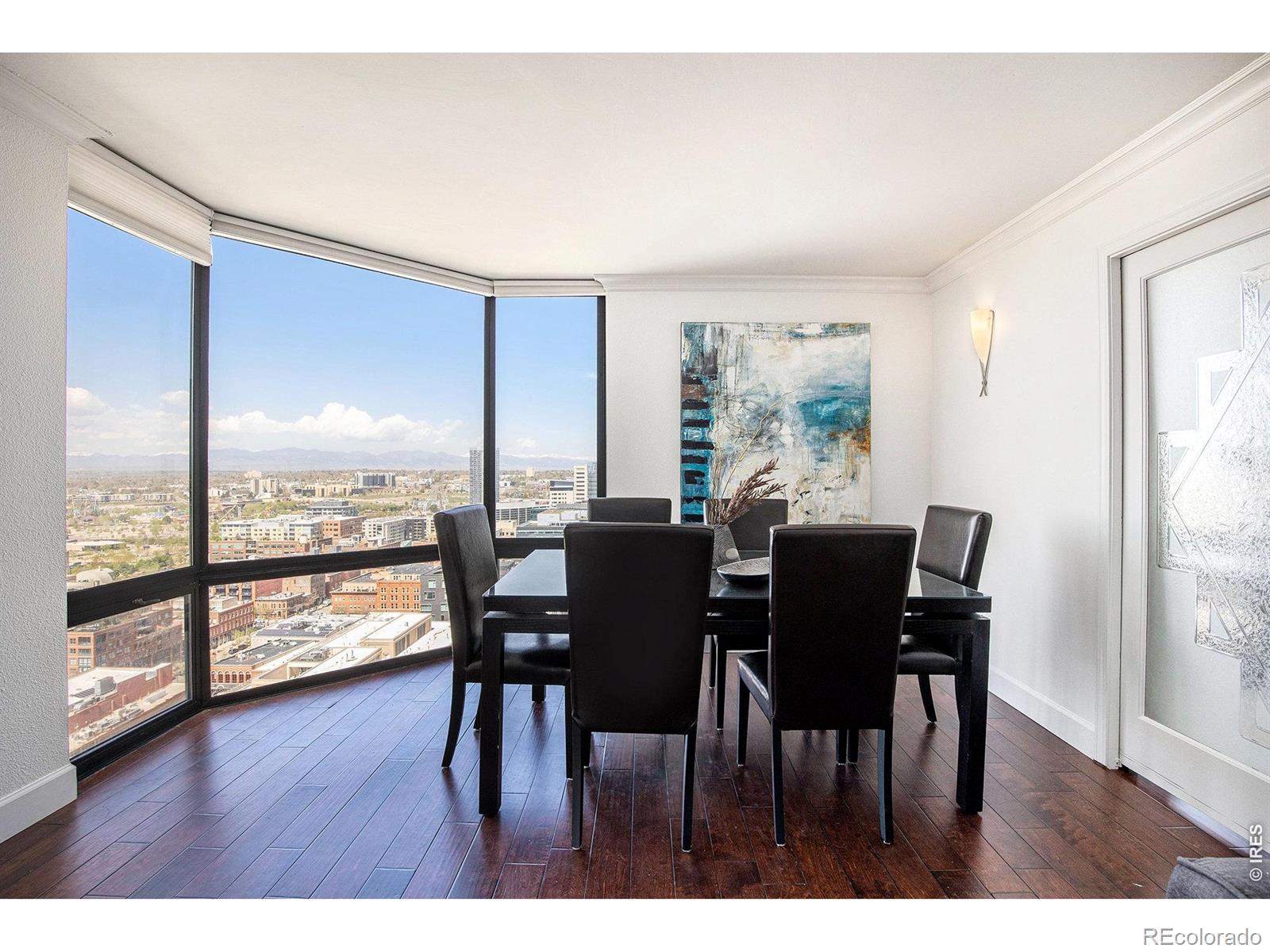 2nd image of 1625 Larimer St #2601, Denver, CO 80202 | MLS# IR1065828