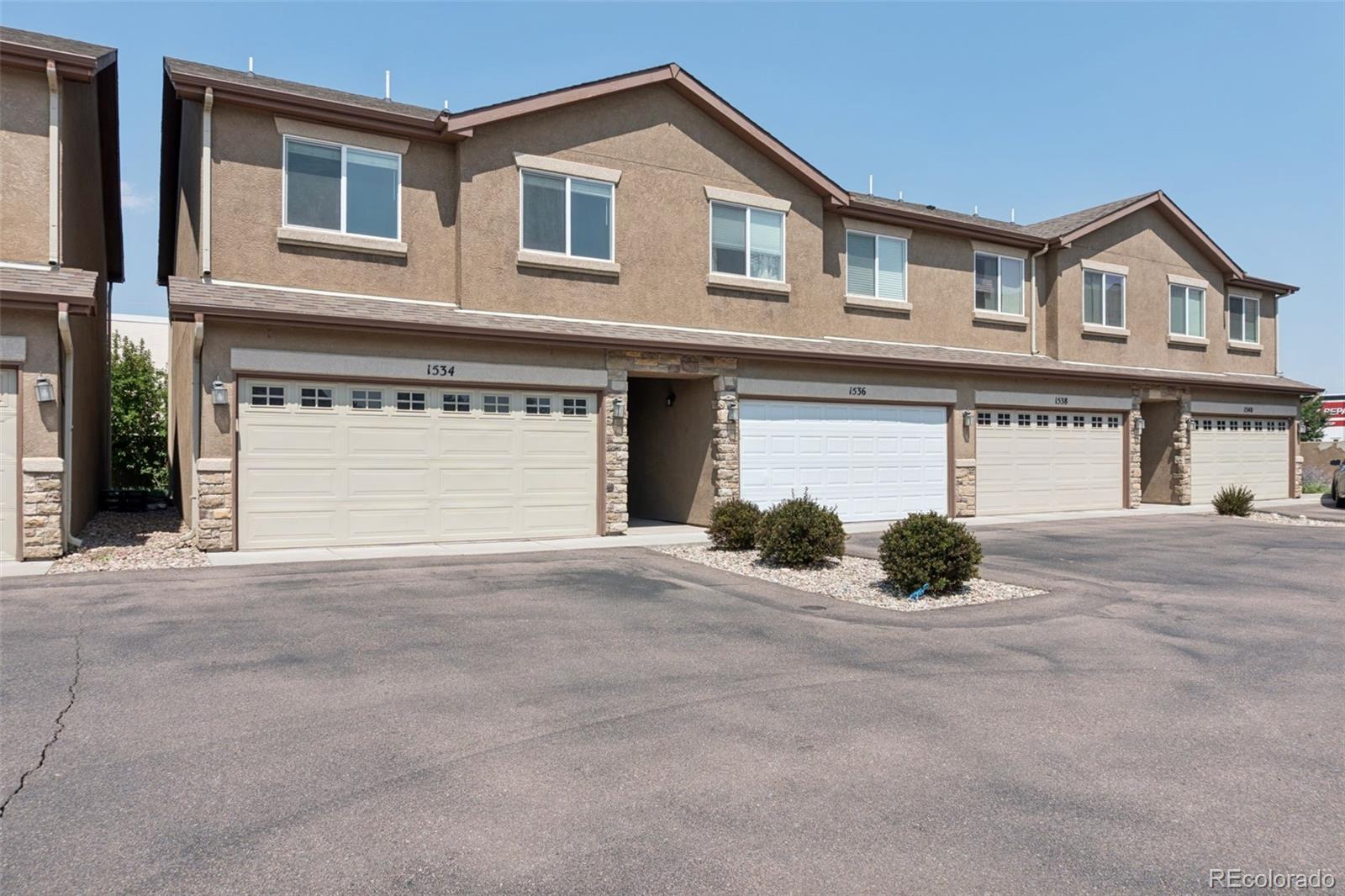 2nd image of 1534 York Rd, Colorado Springs, CO 80918 | MLS# 5902127