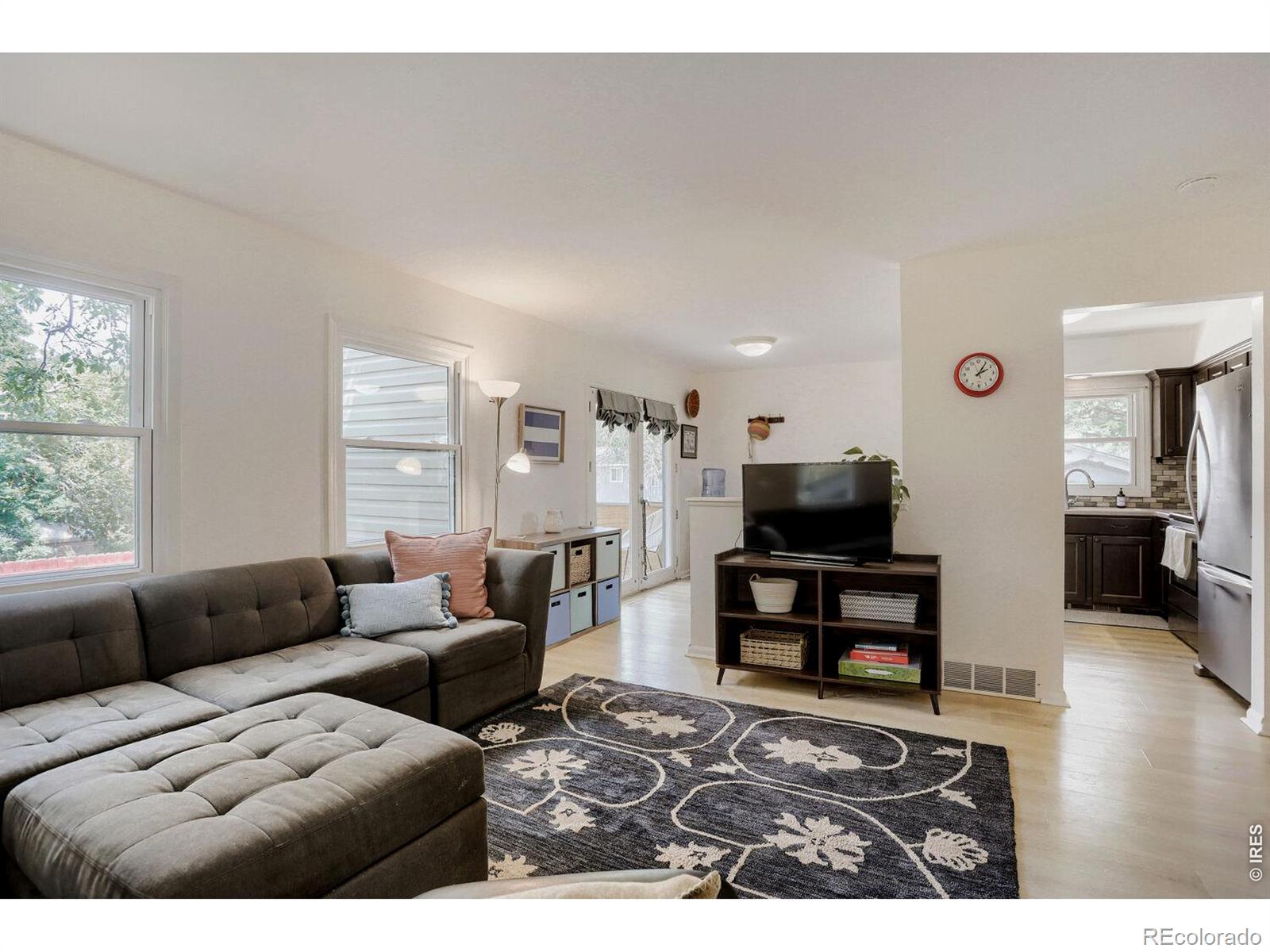 5th image of 1251 Vail Ln, Longmont, CO 80503 | MLS# IR1065903