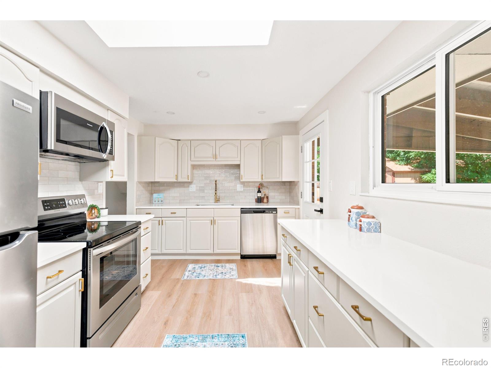 3rd image of 11831 W 70Th Pl, Arvada, CO 80004 | MLS# IR1066005