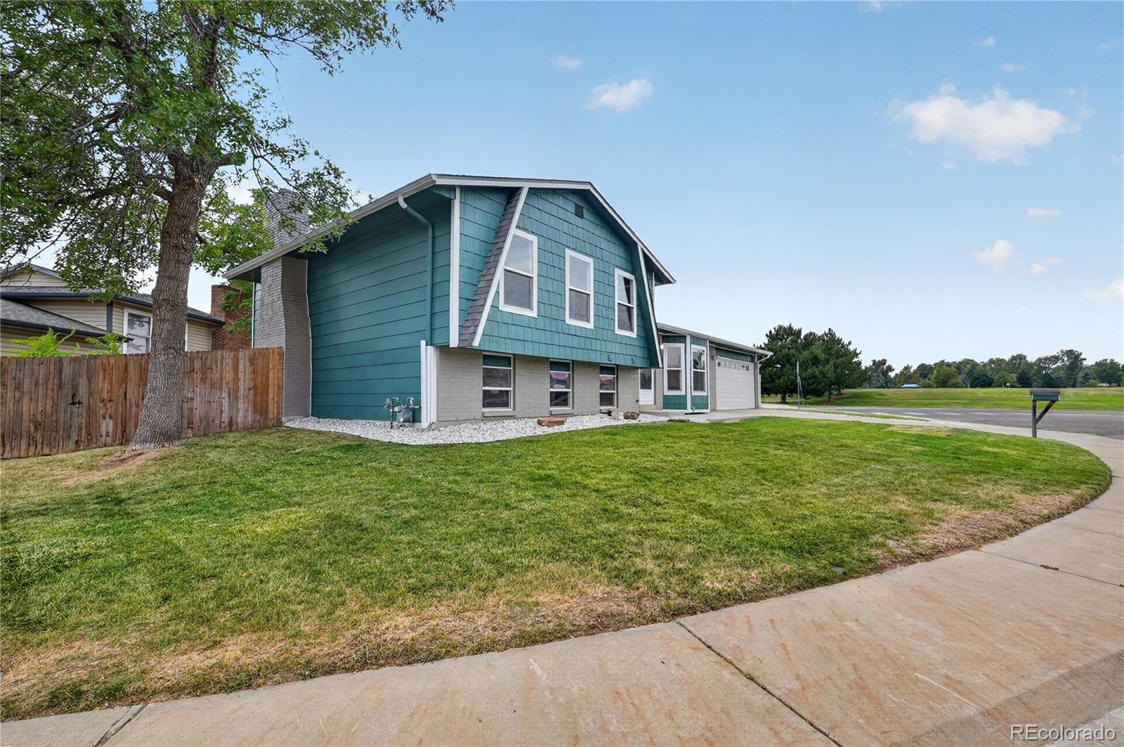 2nd image of 8494 W 74th Pl, Arvada, CO 80005 | MLS# 7569599
