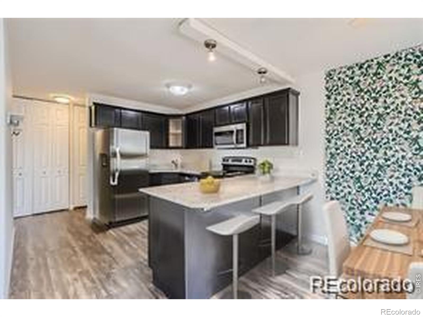 4th image of 909 N Logan St #A, Denver, CO 80203 | MLS# IR1066157