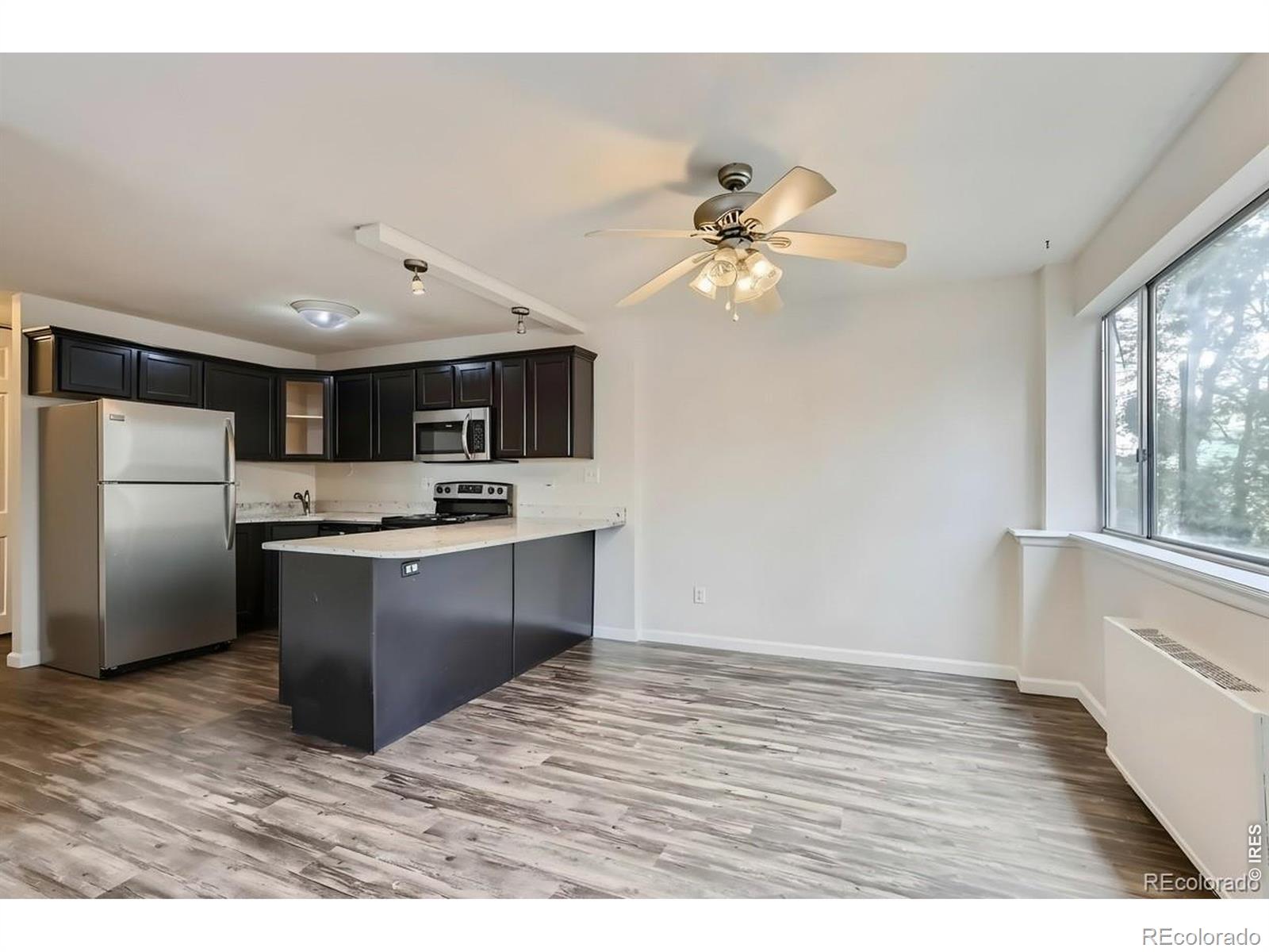 2nd image of 909 N Logan St #A, Denver, CO 80203 | MLS# IR1066157