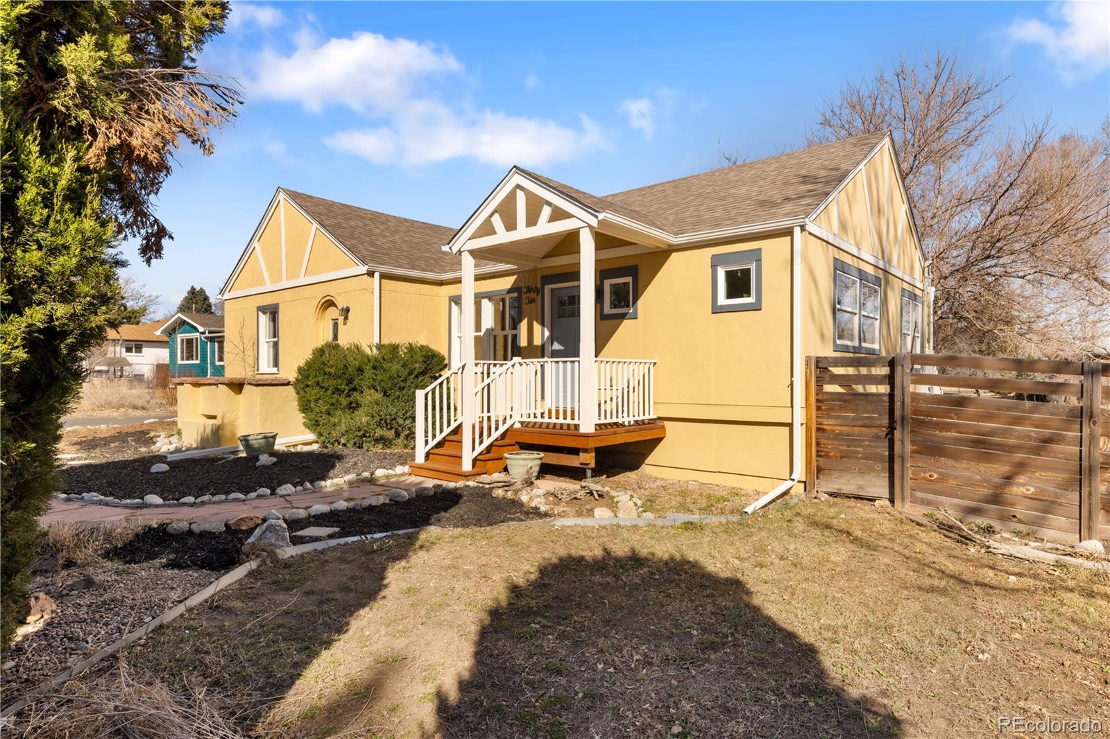 Photo 2 of Single family home for sale at 3010 Pierce St, Wheat Ridge, CO 80214 | MLS# 8825729 | Listing updated on 2026-09-02