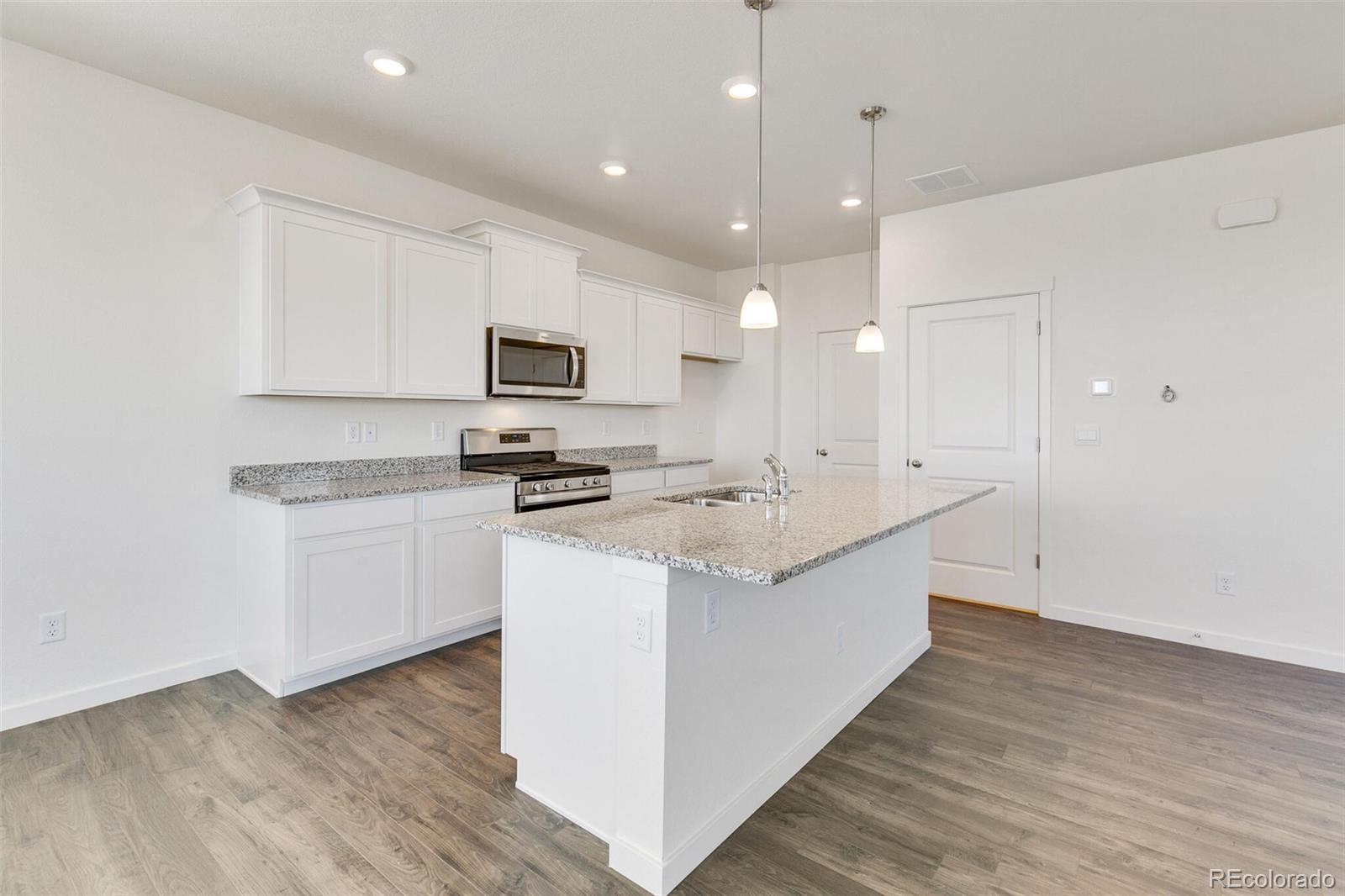 5th image of 1058 Alpine St, Brighton, CO 80603 | MLS# 2088938