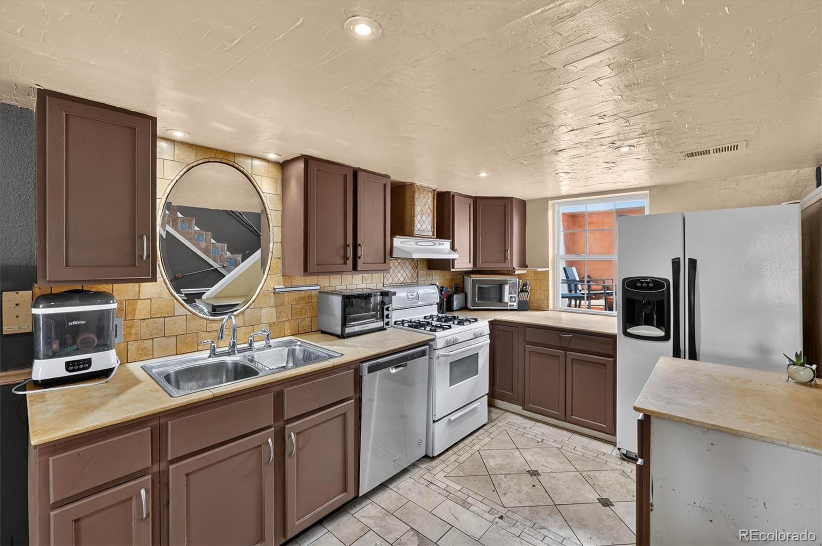 3rd image of 9431 Lou Dr, Thornton, CO 80260 | MLS# 6943139