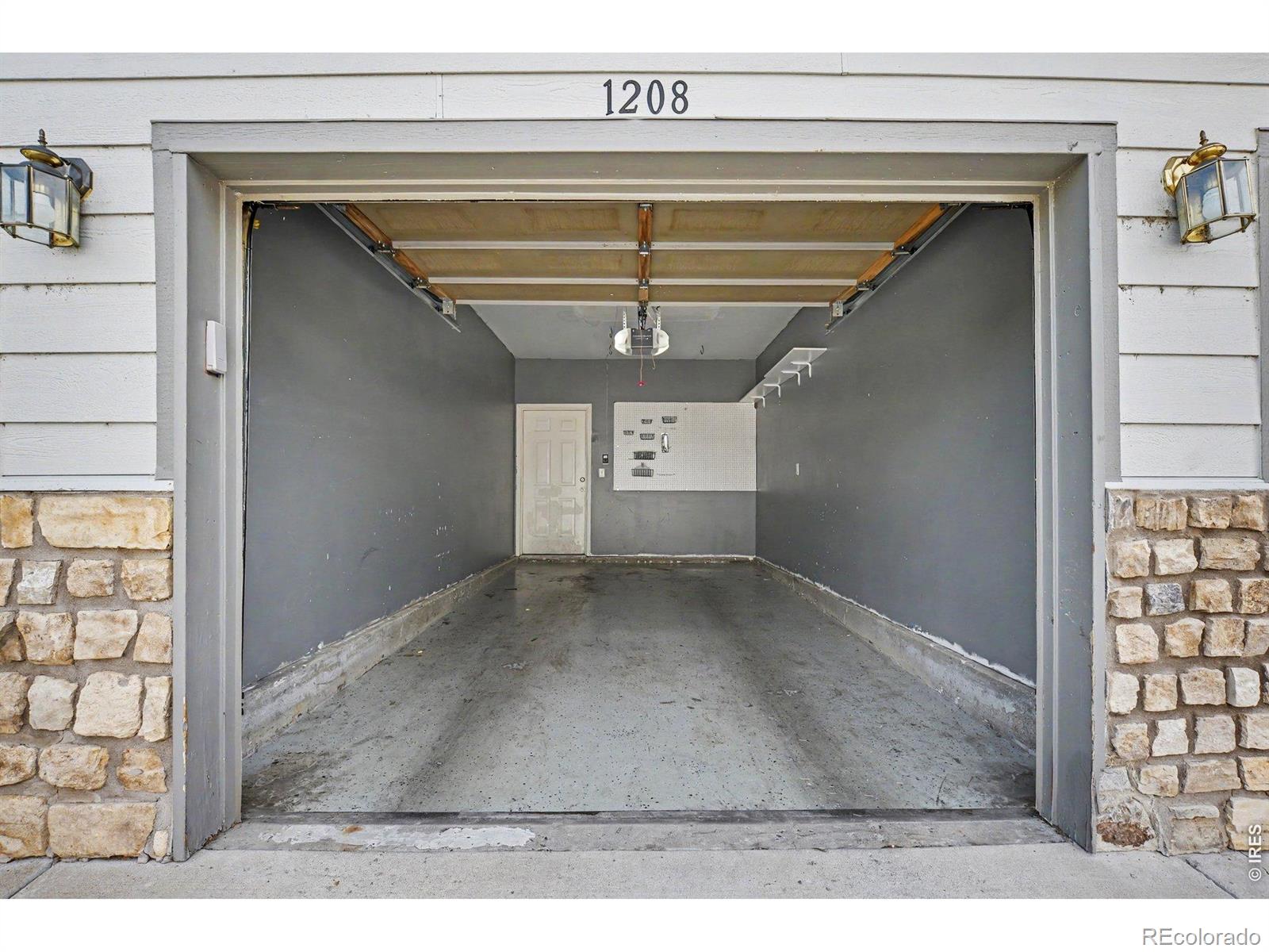2nd image of 3261 E 103rd Pl, Thornton, CO 80229