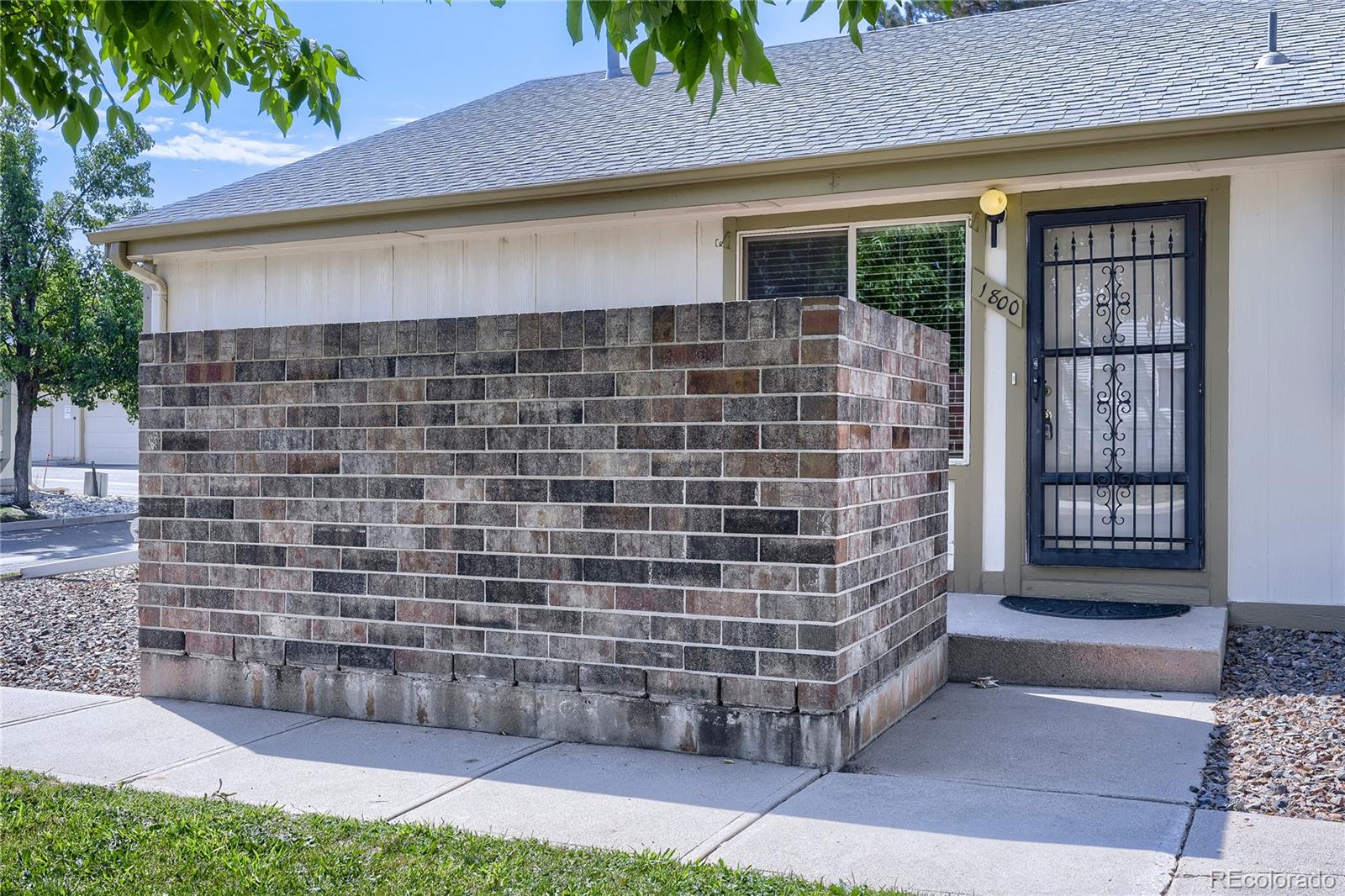 3rd image of 1800 W 102Nd Ave, Thornton, CO 80260 | MLS# 5075290
