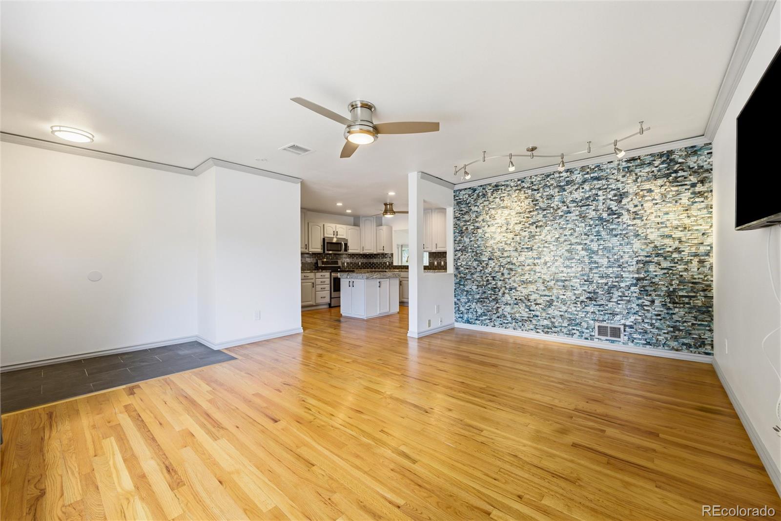 5th image of 479 S Harlan St, Lakewood, CO 80226 | MLS# 8880130
