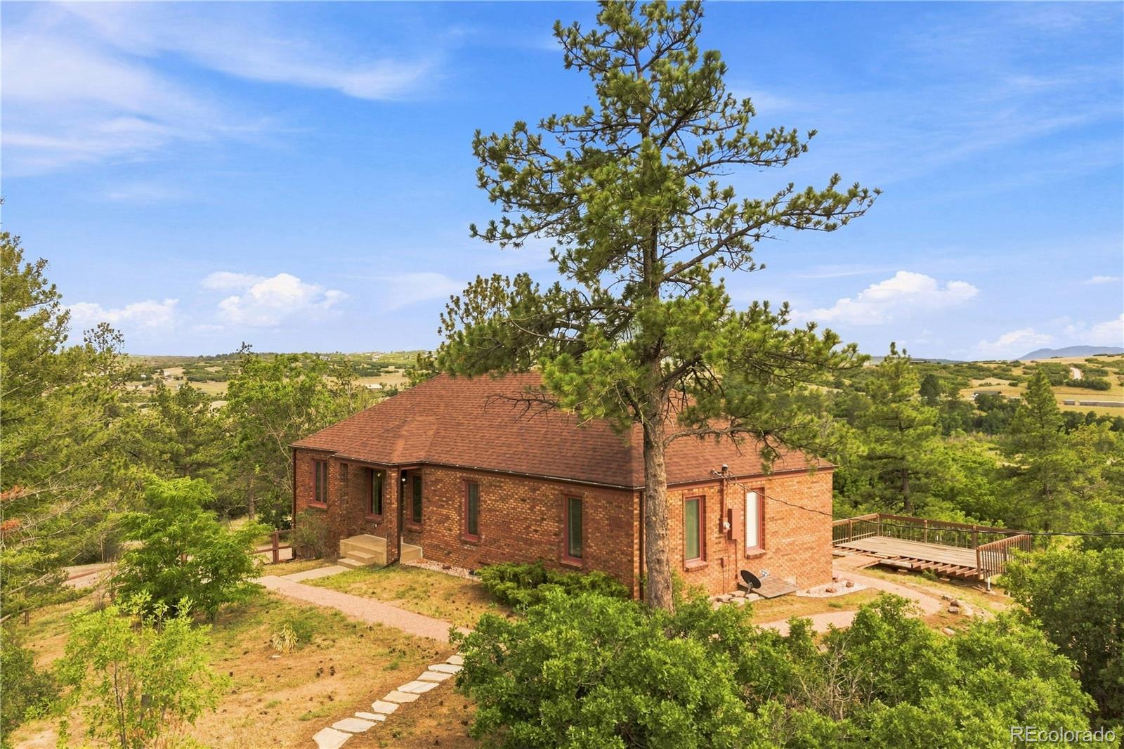 3rd image of 886 Coronado Dr, Sedalia, CO 80135 | MLS# 8101348