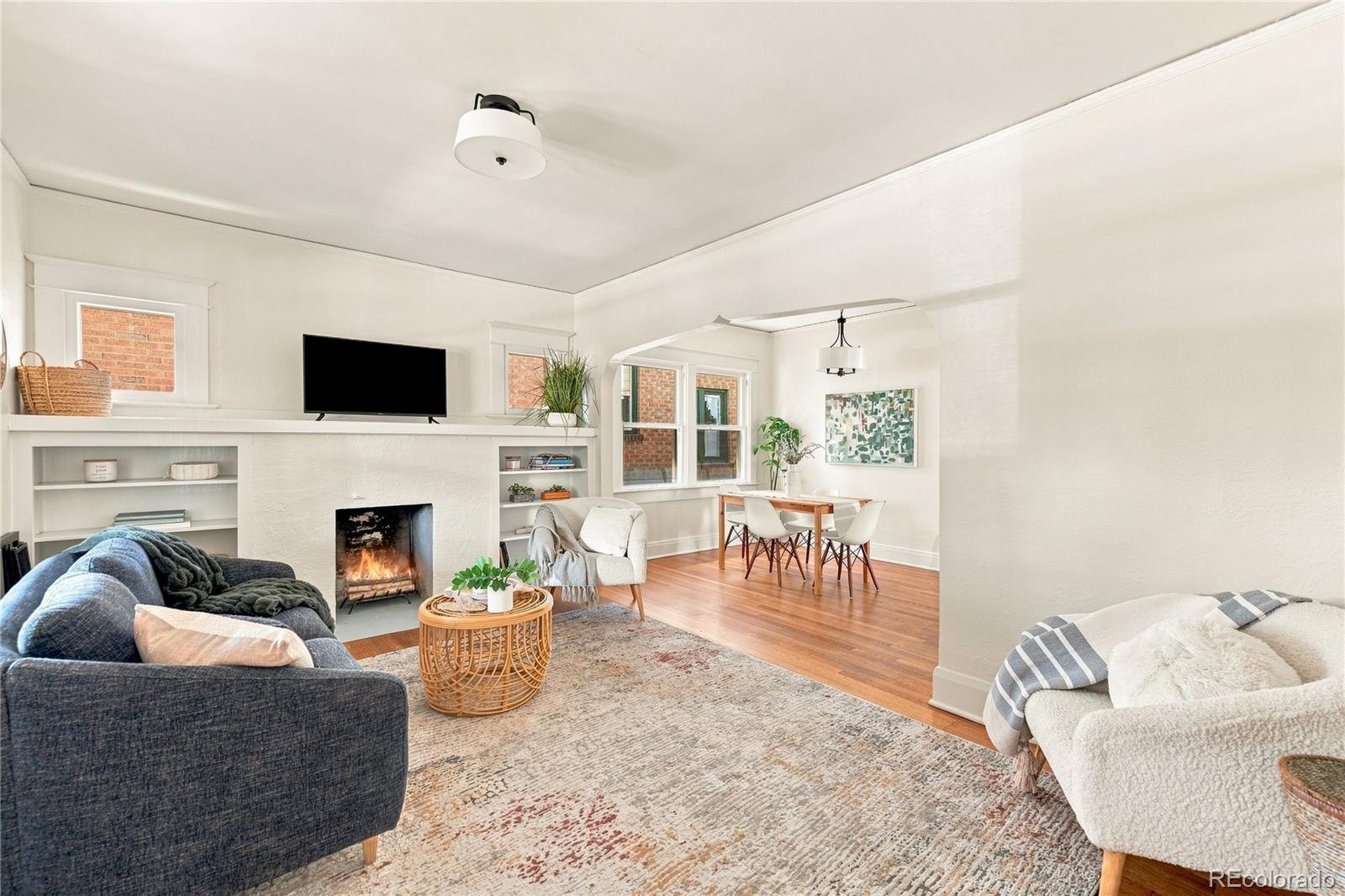 image of 827 Harrison St, Denver, CO 80206 | MLS# 7986227