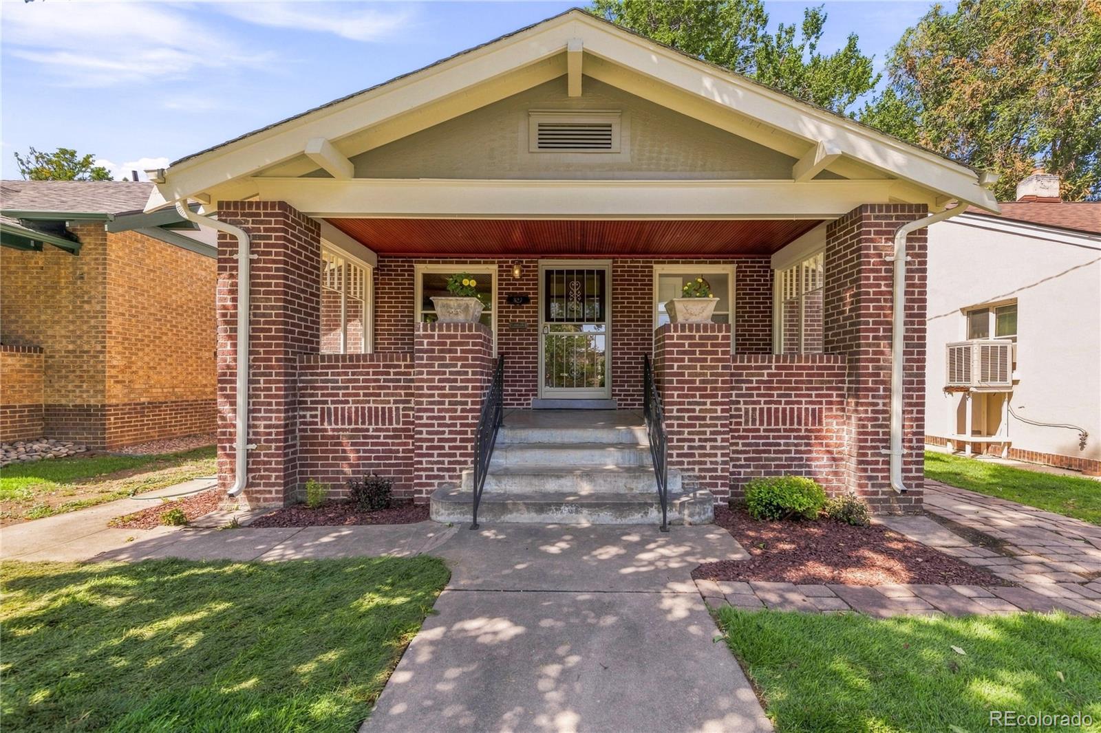 image of 827 Harrison St, Denver, CO 80206 | MLS# 7986227