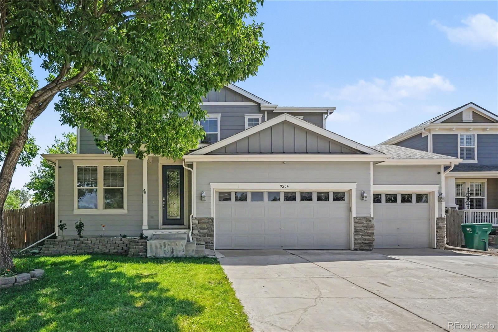 1st image of 9204 W Radclffe Pl, Littleton, CO 80123 | MLS# 9097798
