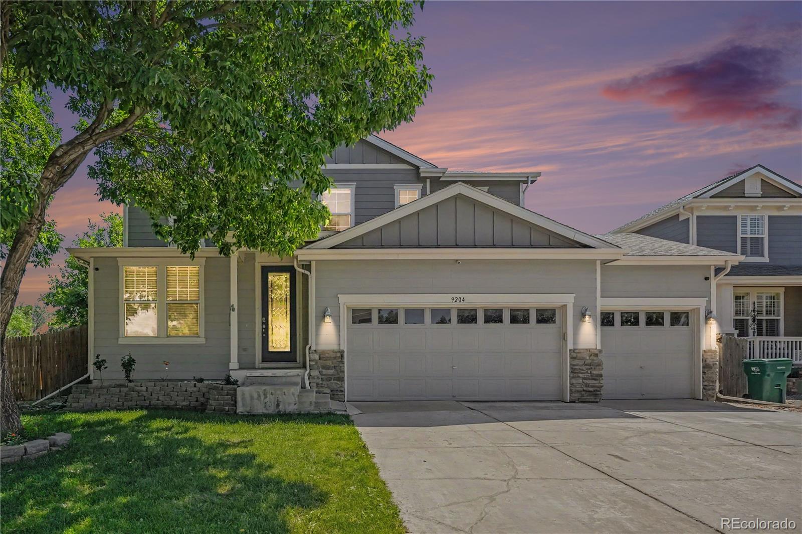 2nd image of 9204 W Radclffe Pl, Littleton, CO 80123 | MLS# 9097798