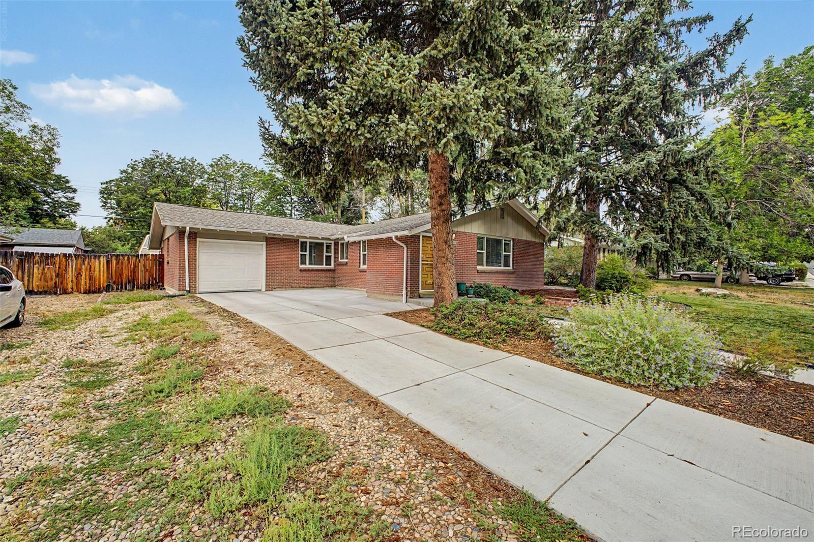 3rd image of 6129 Everett St, Arvada, CO 80004 | MLS# 5420778