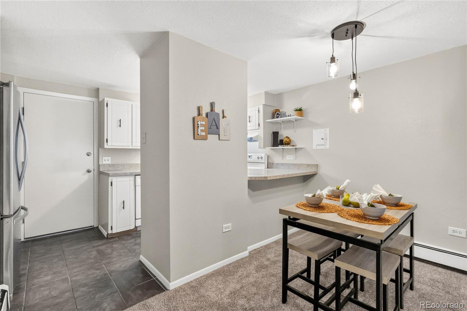 5th image of 1390 Everett Ct, Lakewood, CO 80215