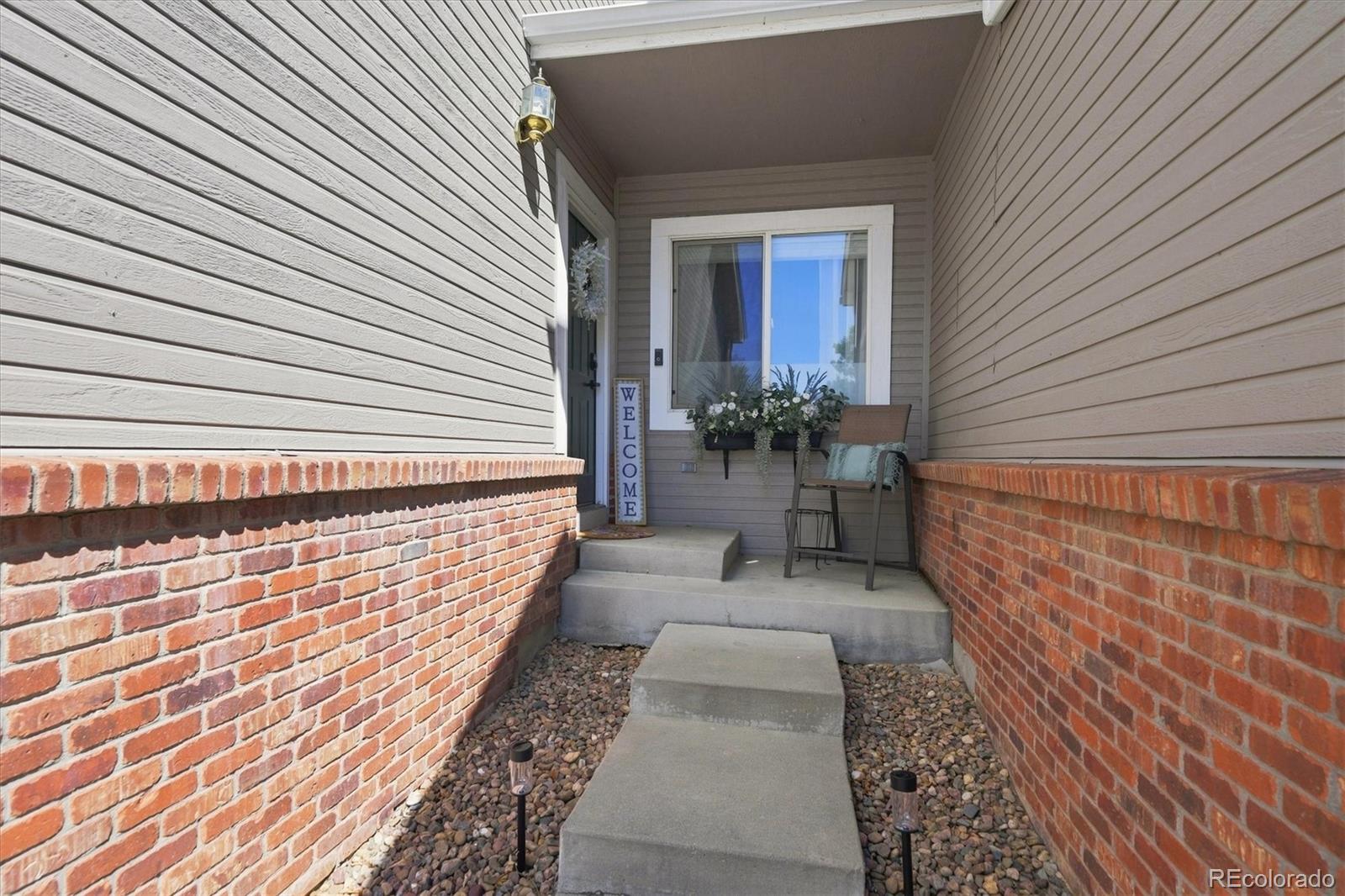 Photo 2 of Townhouse for sale at 8469 S Upham Way, Littleton, CO 80128 | MLS# 4474498 | Listing updated on 2026-09-02