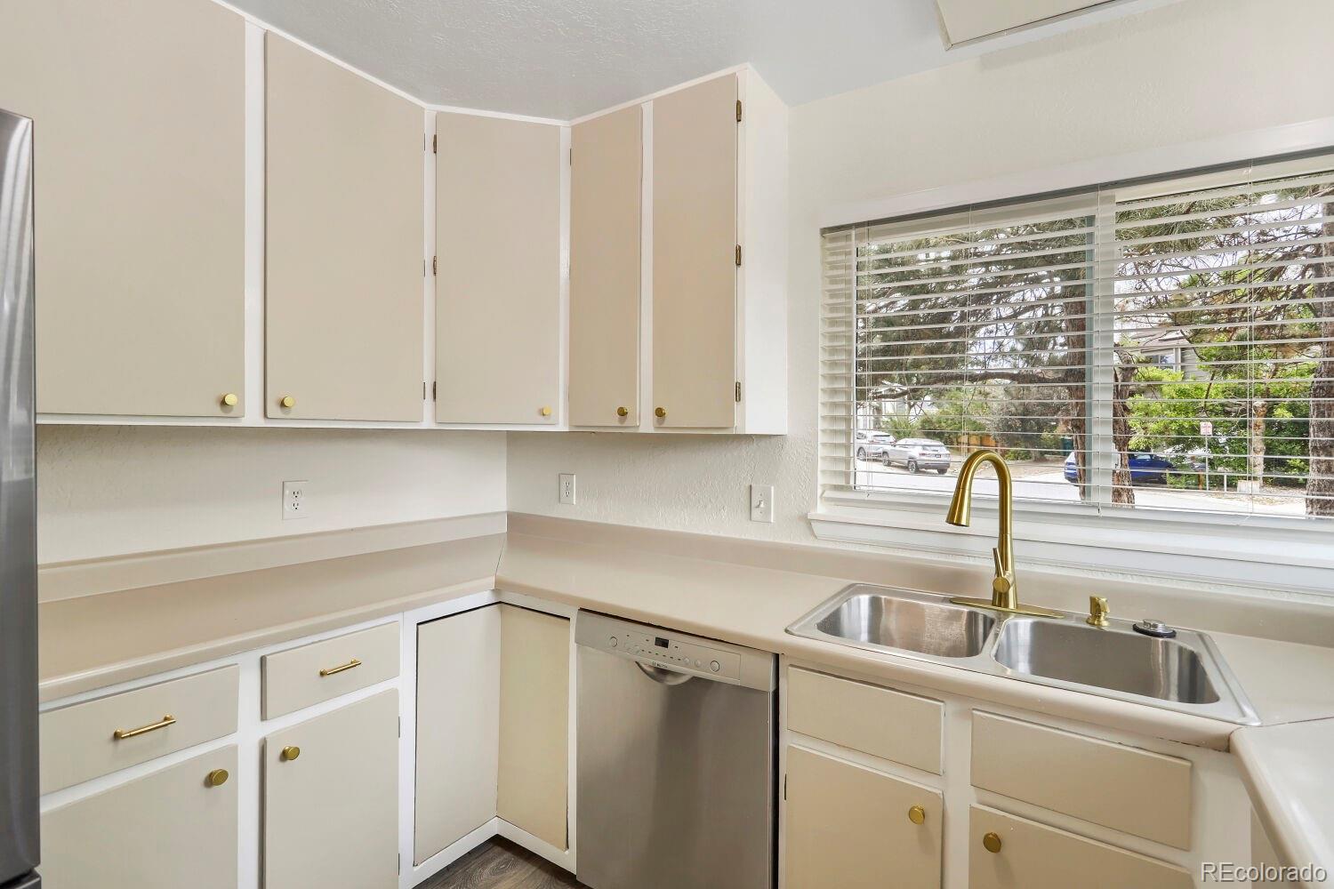 4th image of 9801 Garrison Ct, Broomfield, CO 80021 | MLS# 9237459