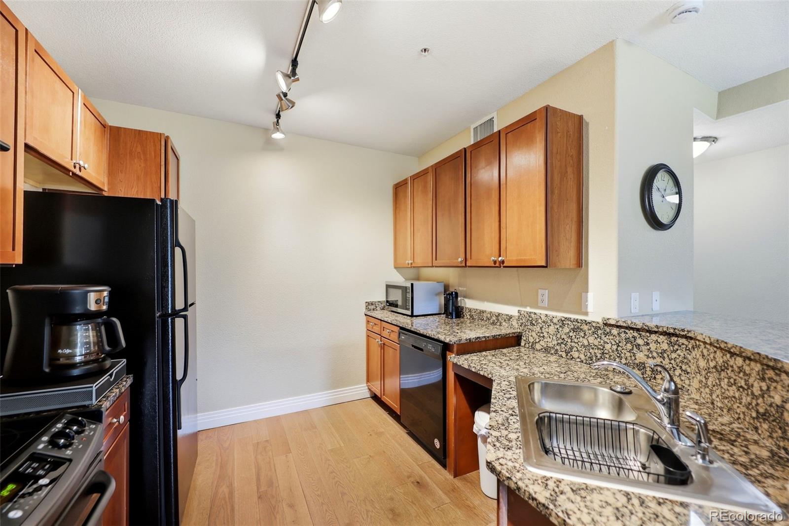 5th image of 9059 E Panorama Cir #B111, Englewood, CO 80112 | MLS# 7061035