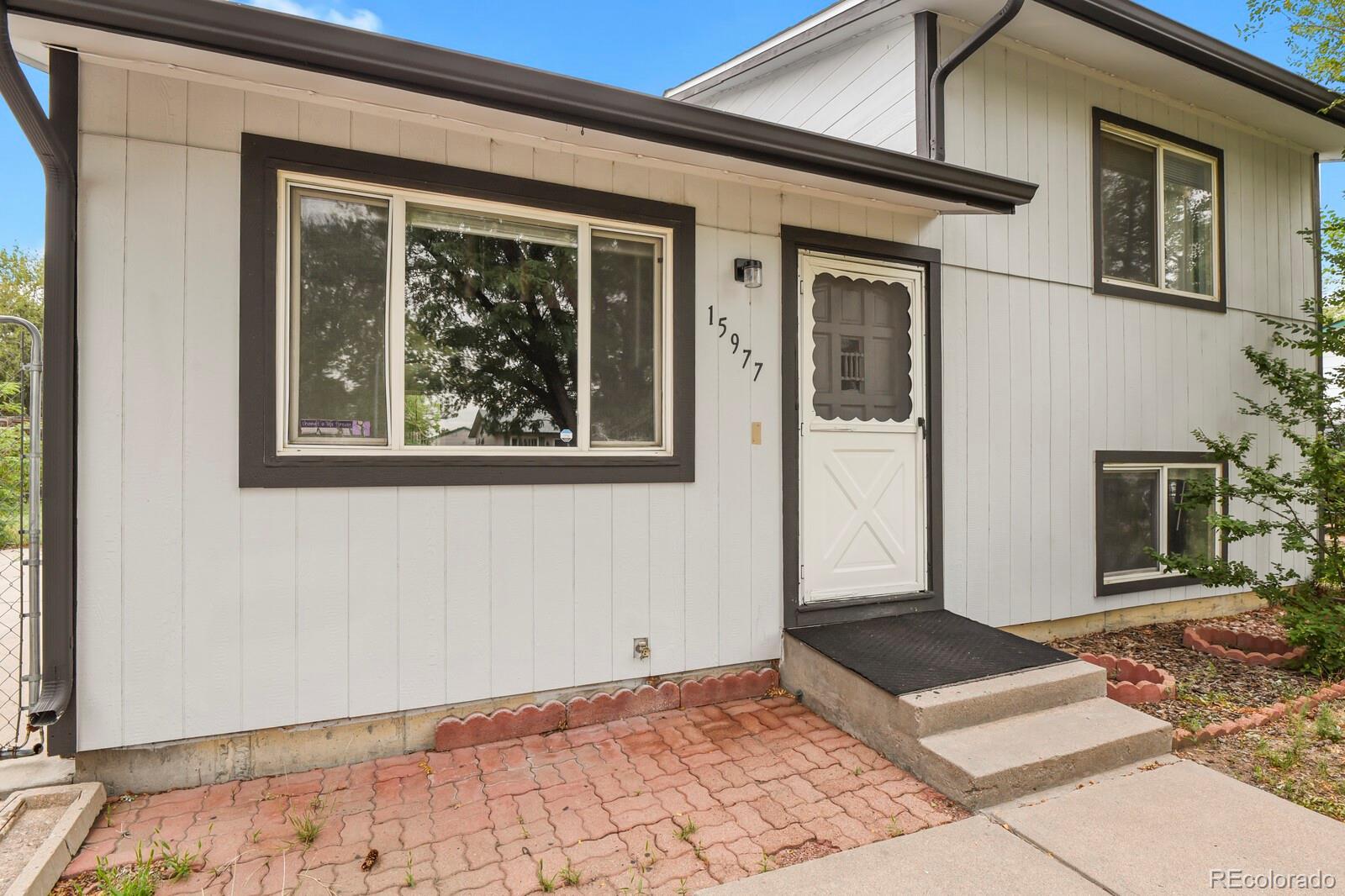 2nd image of 15977 E 17th Pl, Aurora, CO 80011 | MLS# 6243335