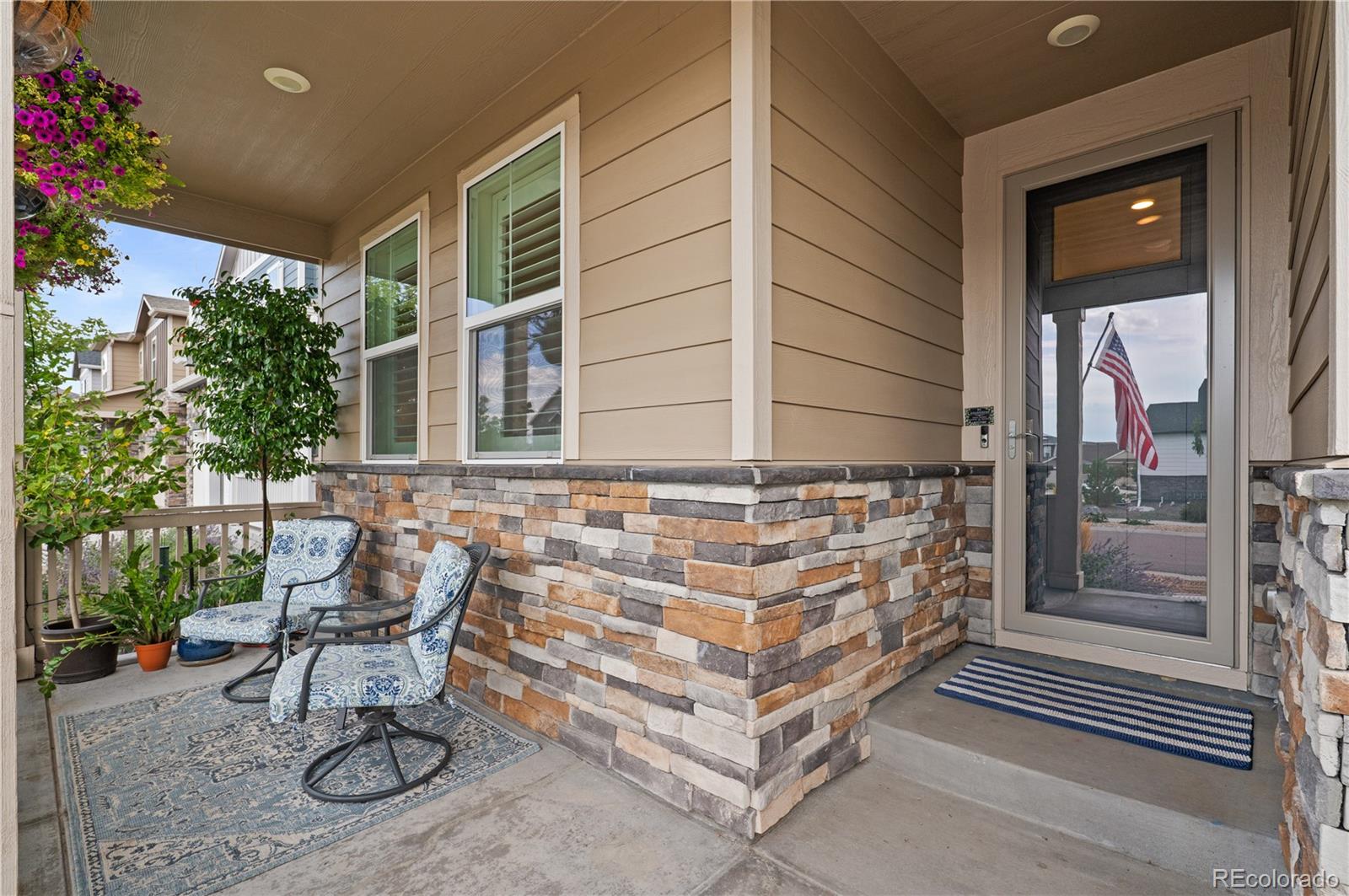3rd image of 24 S Vandriver Wy, Aurora, CO 80018 | MLS# 7747769