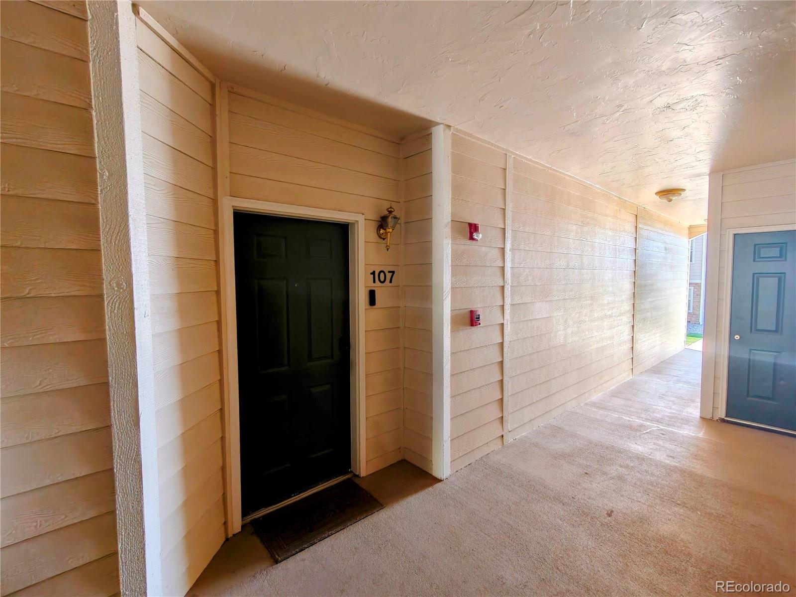 3rd image of 18919 E Warren Cir #B107, Aurora, CO 80013 | MLS# 8120602