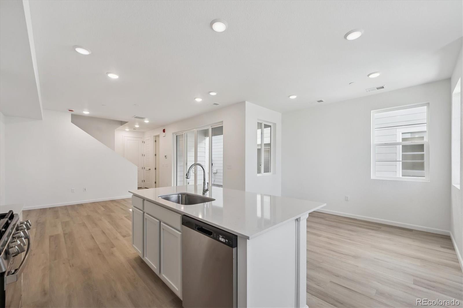 3rd image of 2880 Taryn St, Erie, CO 80026 | MLS# 9205465