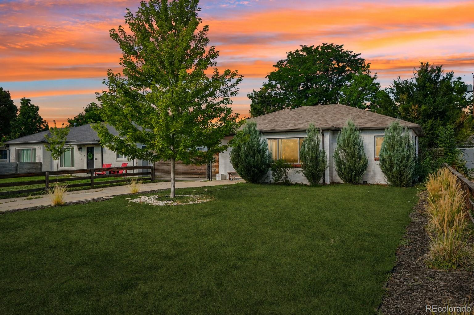 1st image of 2323 Oneida St, Denver, CO 80207 | MLS# 8089162