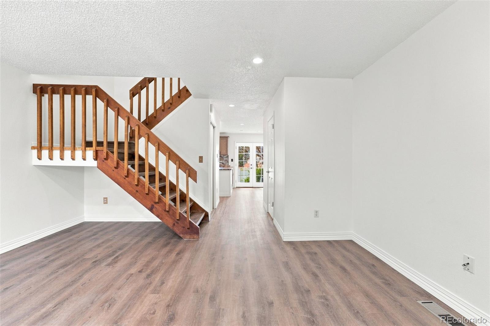 5th image of 9617 W Chatfield Ave #B, Littleton, CO 80128 | MLS# 9119360