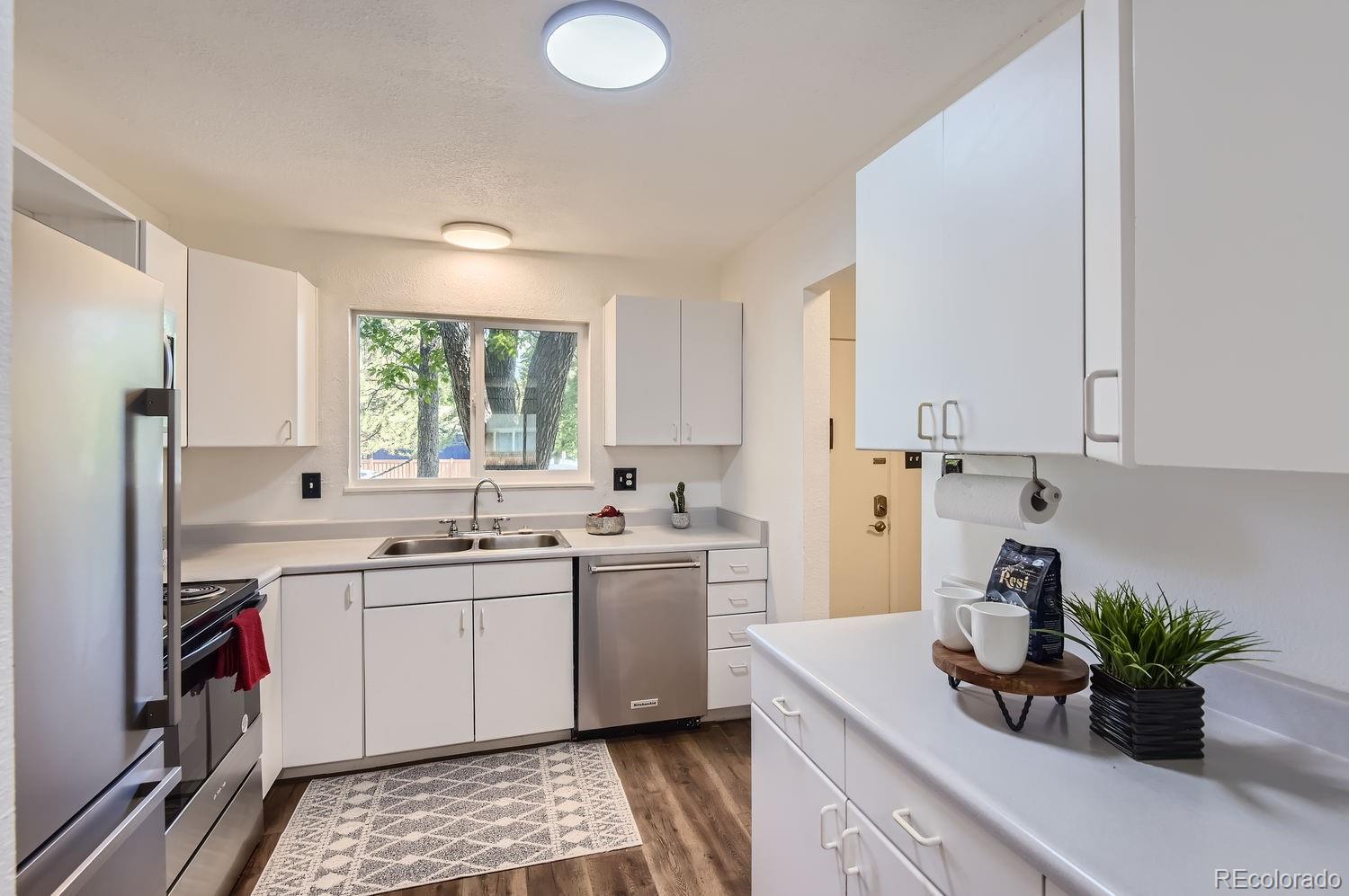 4th image of 7755 E Quincy Ave #T6, Denver, CO 80237 | MLS# 7701194