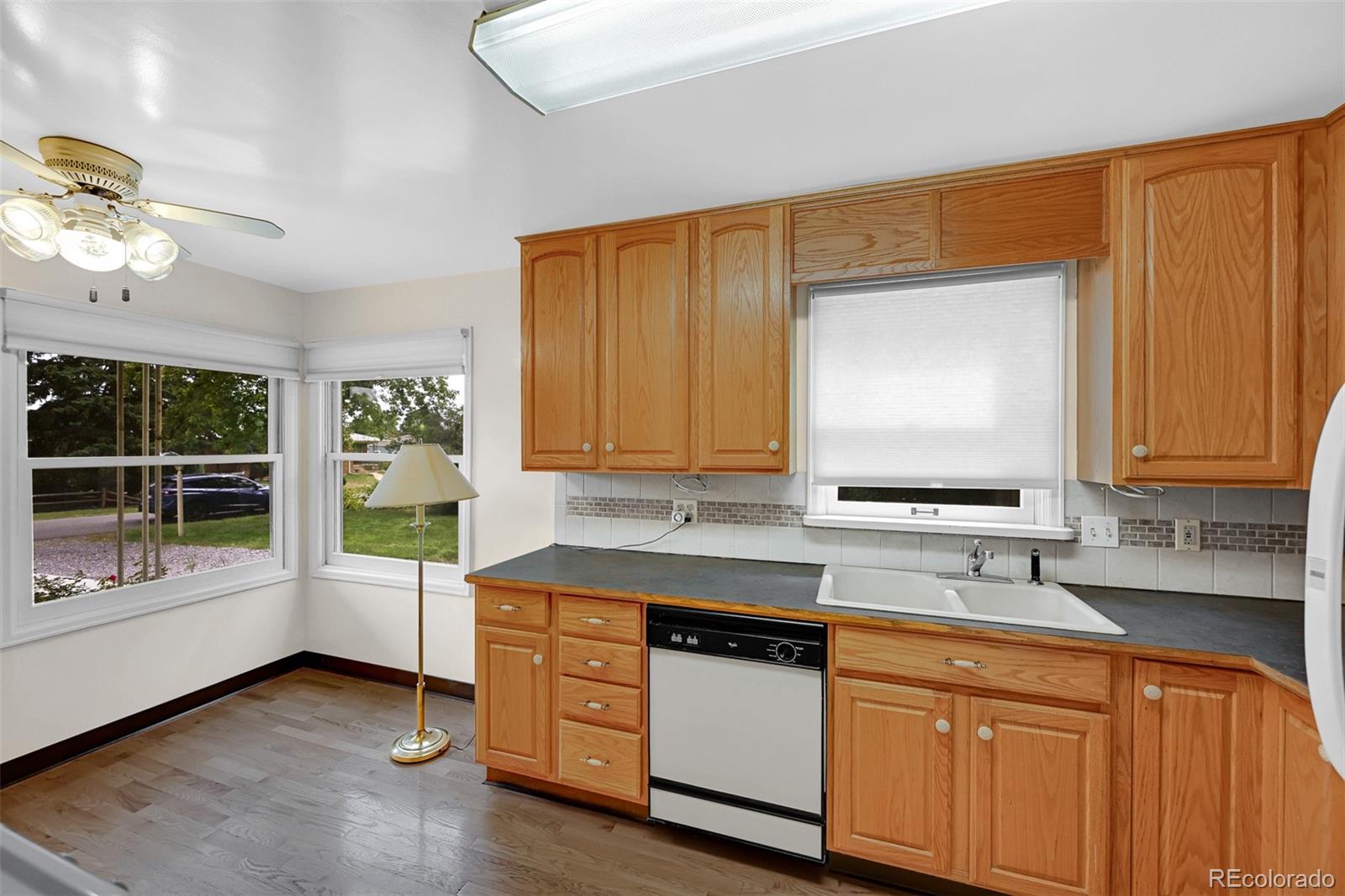 Photo 4 of Single family home for sale at 2245 Bell Ct, Lakewood, CO 80215 | MLS# 9831164 | Listing updated on 2026-09-02