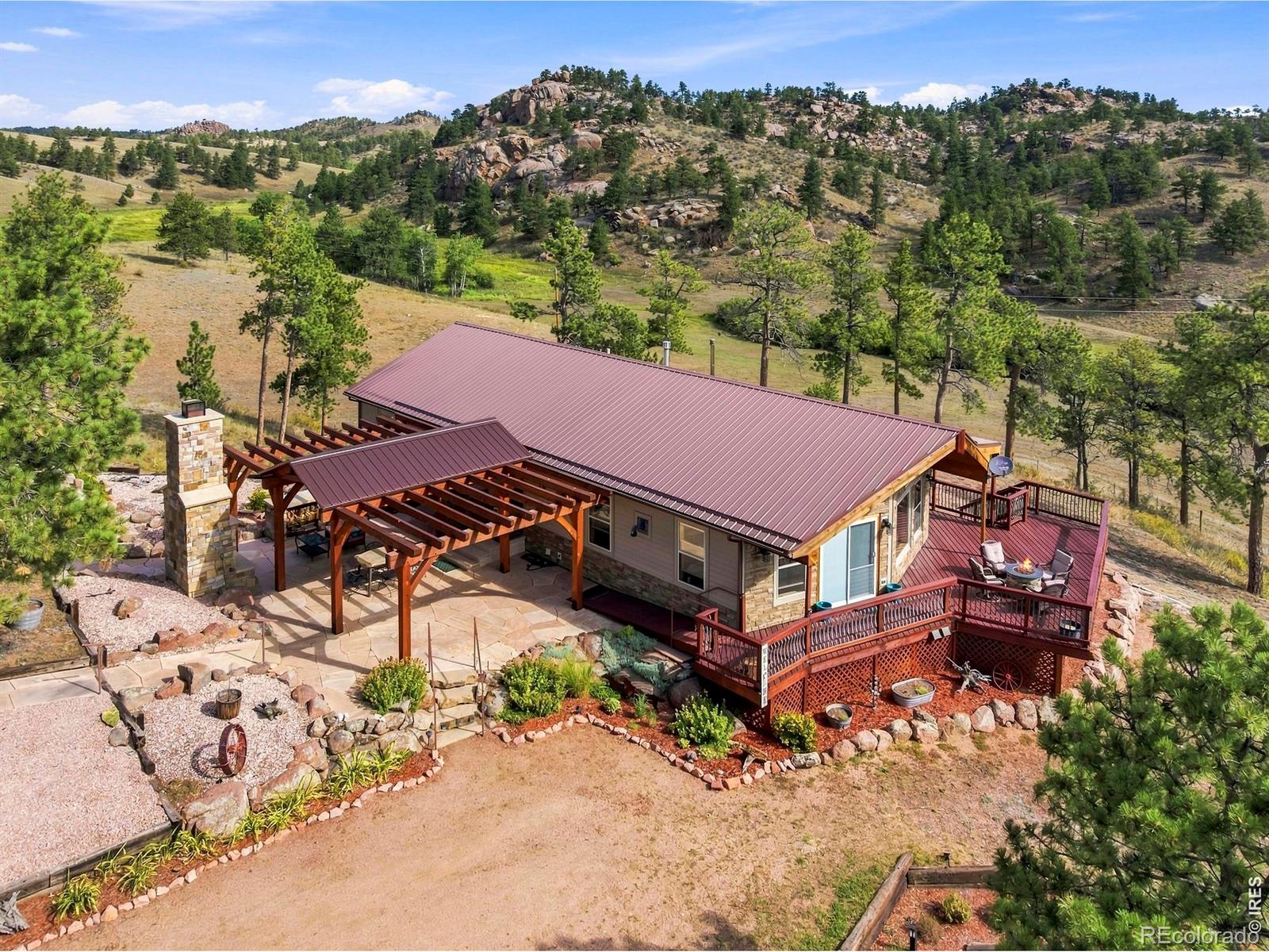 2nd image of 557 Red Bluff Rd, Livermore, CO 80536 | MLS# IR1067284