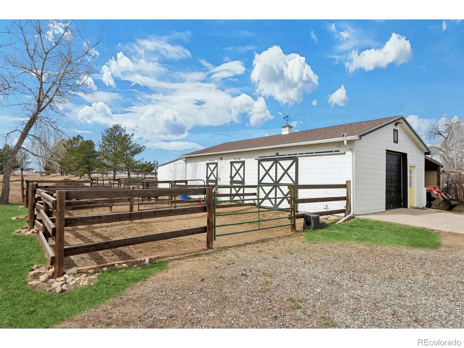 2nd image of 6957 Peppertree Dr, Niwot, CO 80503 | MLS# IR1067298