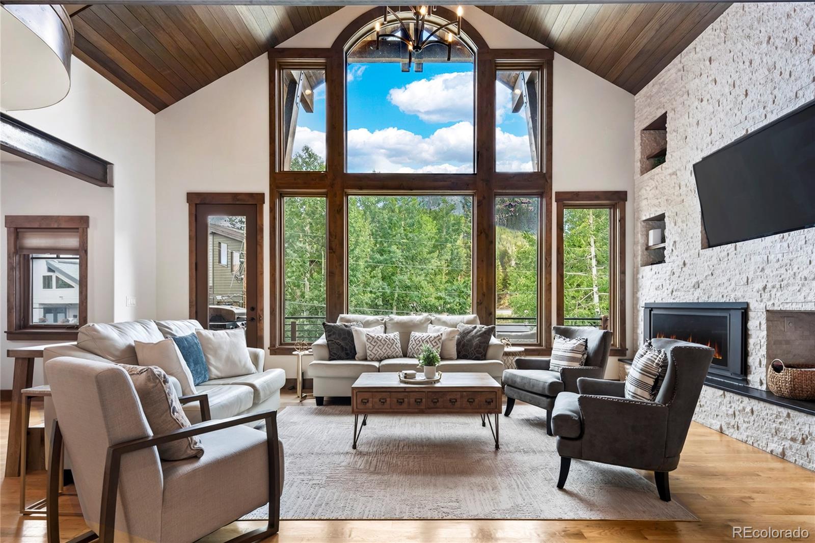 Photo 5 of Single family home for sale at 71 Balsam Dr, Winter Park, CO 80482 | MLS# 5098213 | Listing updated on 2026-09-05