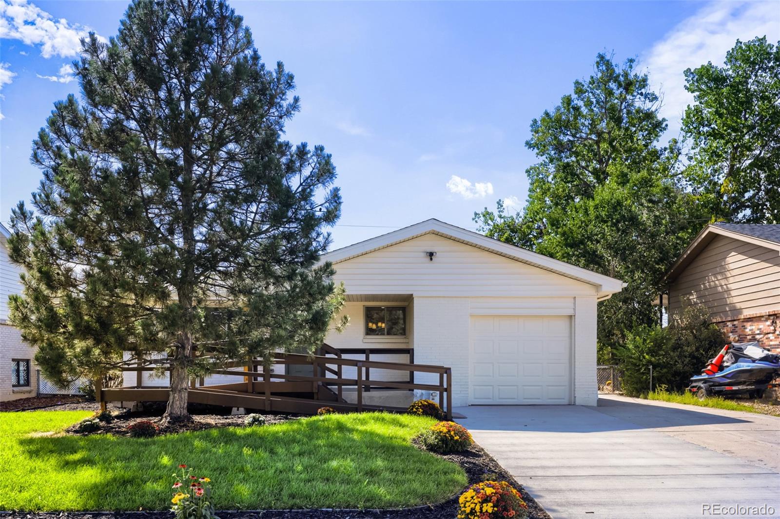 2nd image of 3211 Billings St, Aurora, CO 80011 | MLS# 3289493