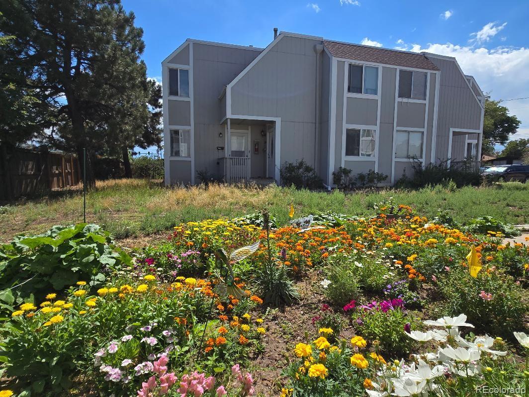 1st image of 12056 E 25th Ave, Aurora, CO 80010 | MLS# 2002687